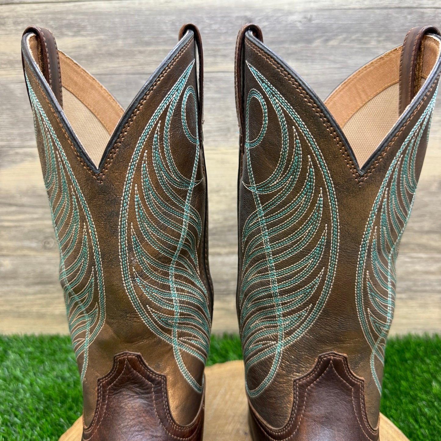 Ariat Women - Size 8.5B - Dark Brown Round Up Square Toe Cowboy Boots 10016317