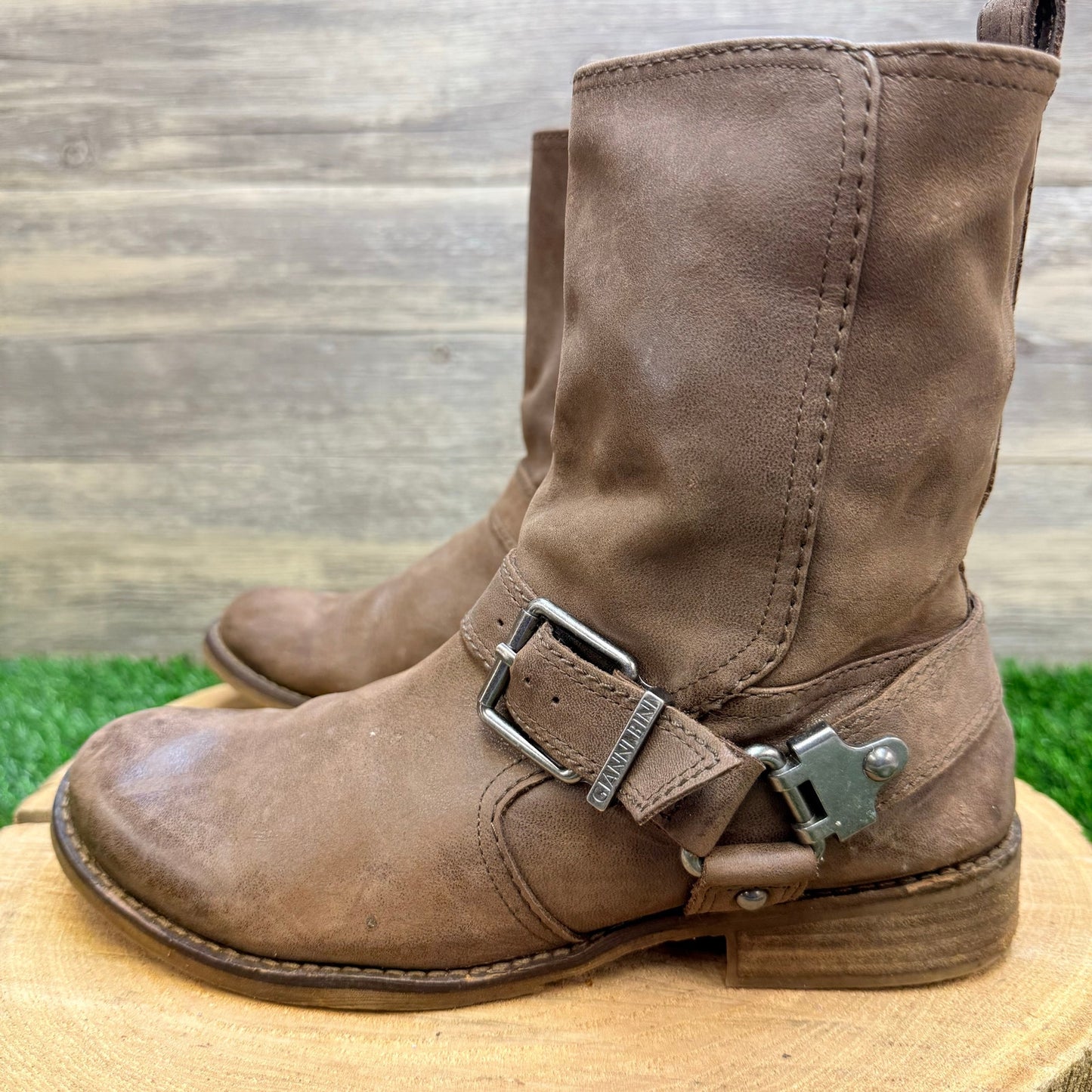 Gianni Bini Women - Size 7 - Brown Strappy Ankle Boots