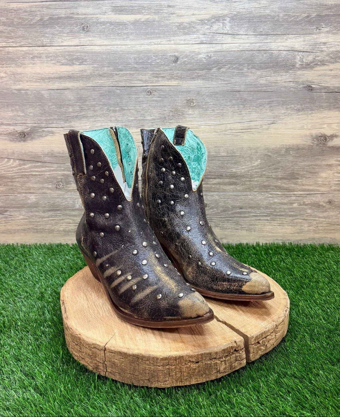 Corral Women - Size 12 - Distressed Black Studded Western Ankle Boots 1266