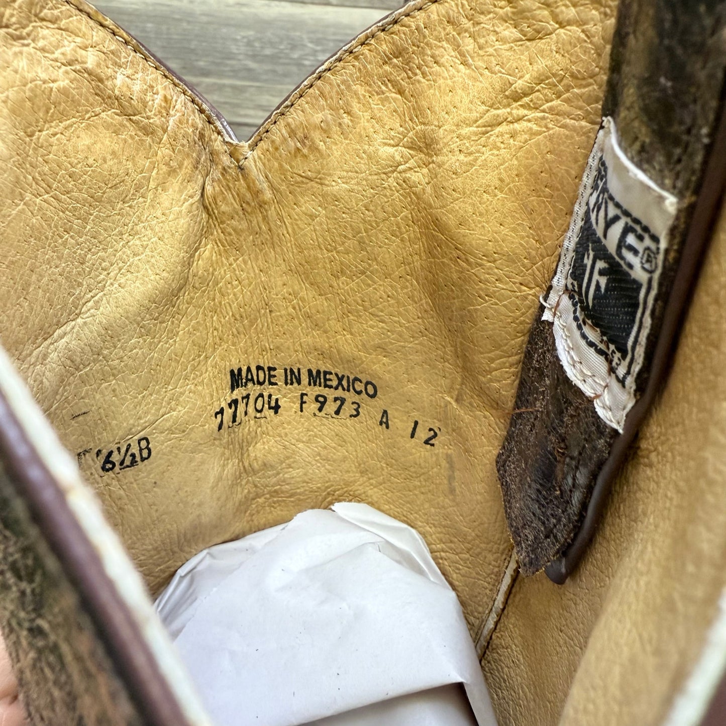 Frye Women - Size 6.5B - Distressed Brown Cowboy Boots 77704