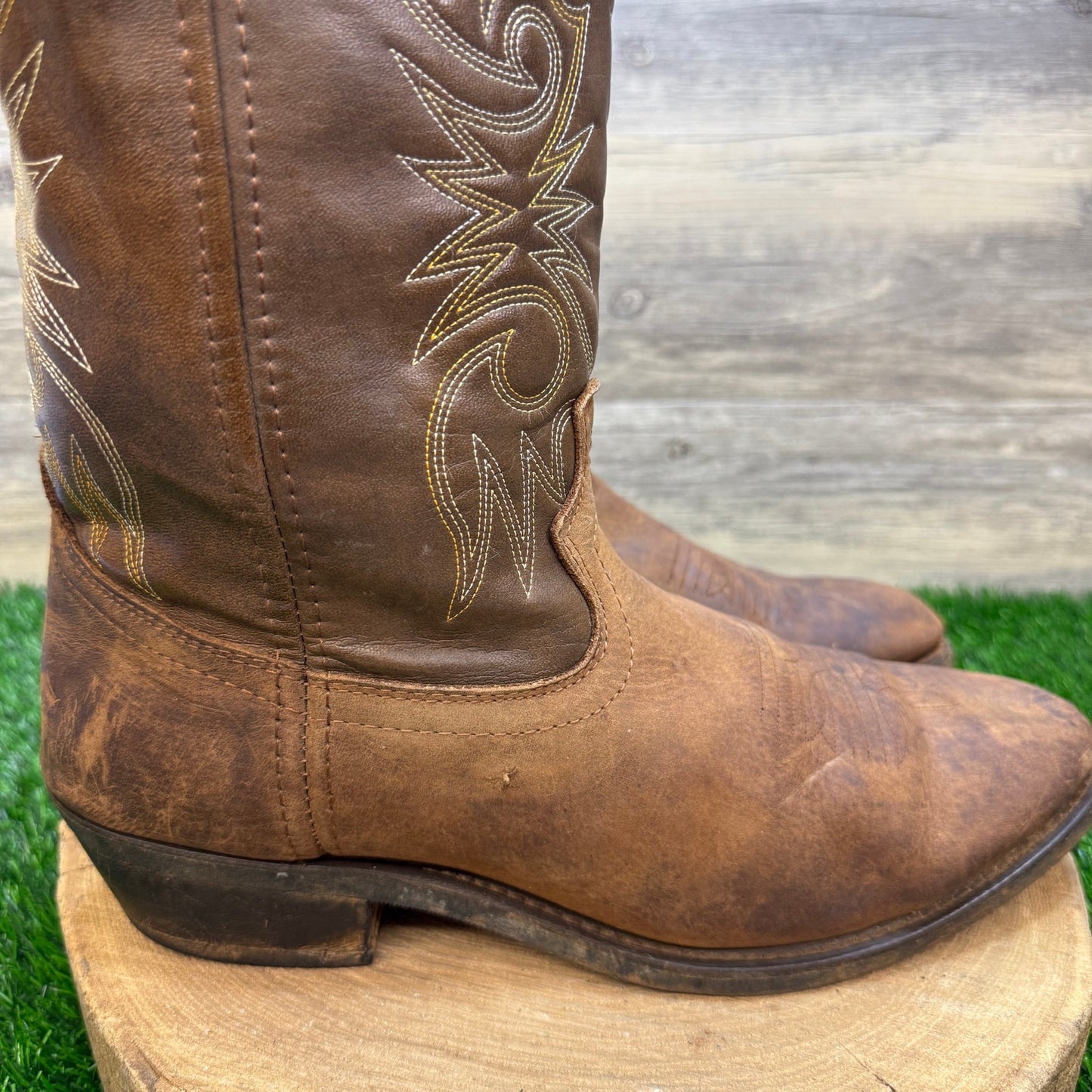 Cody James Men - Size 11.5D - Two Tone Brown Western Cowboy Boots Style CJ4242