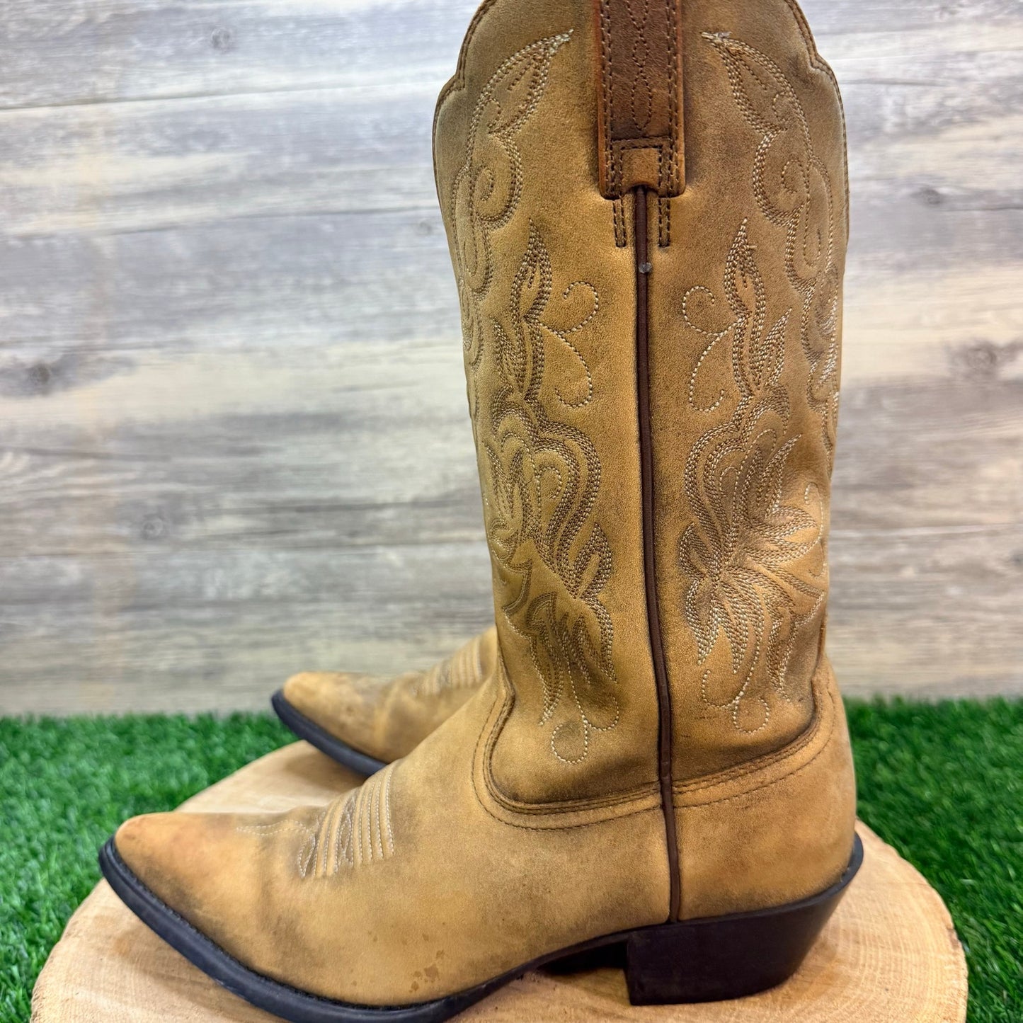 Ariat Women - Size 7B - Tan Boomer Leather Western Cowboy Boots 15729