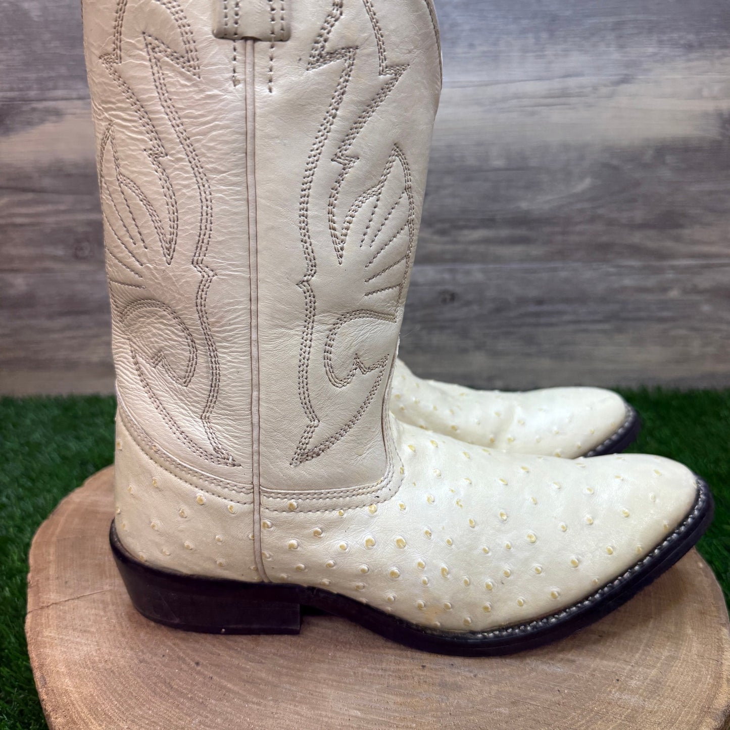 Acme Women - Size 5.5 - Vintage Cream Faux Ostrich Cowboy Boots 12128