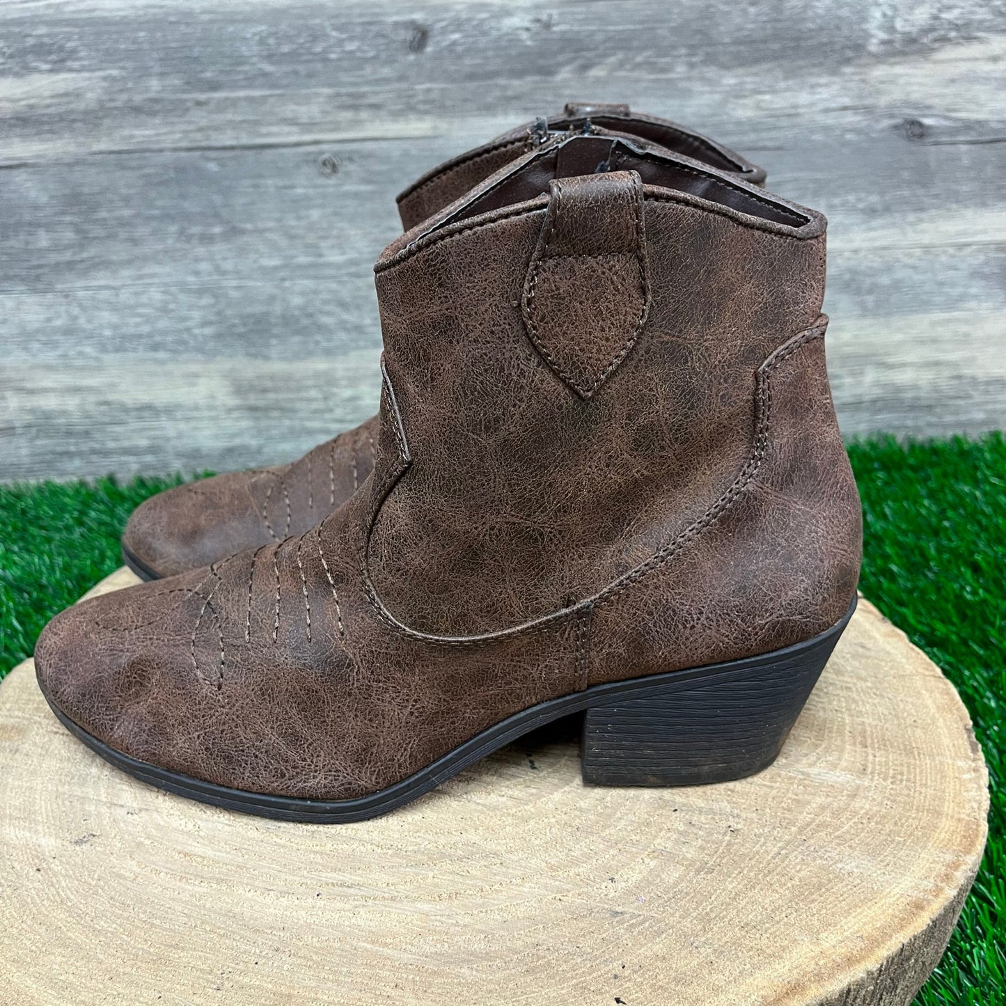 Rampage Women - Size 9M - Brown Faux Leather Ankle Zipper Boots Style ORA218