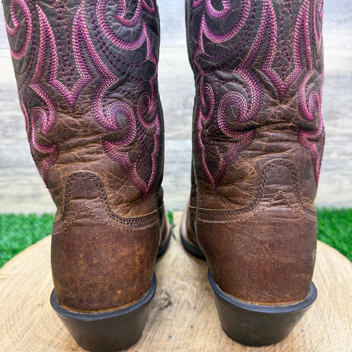 Ariat Women - Size 6B - Brown/Pink Round Up Cowboy Boots Style 10014172