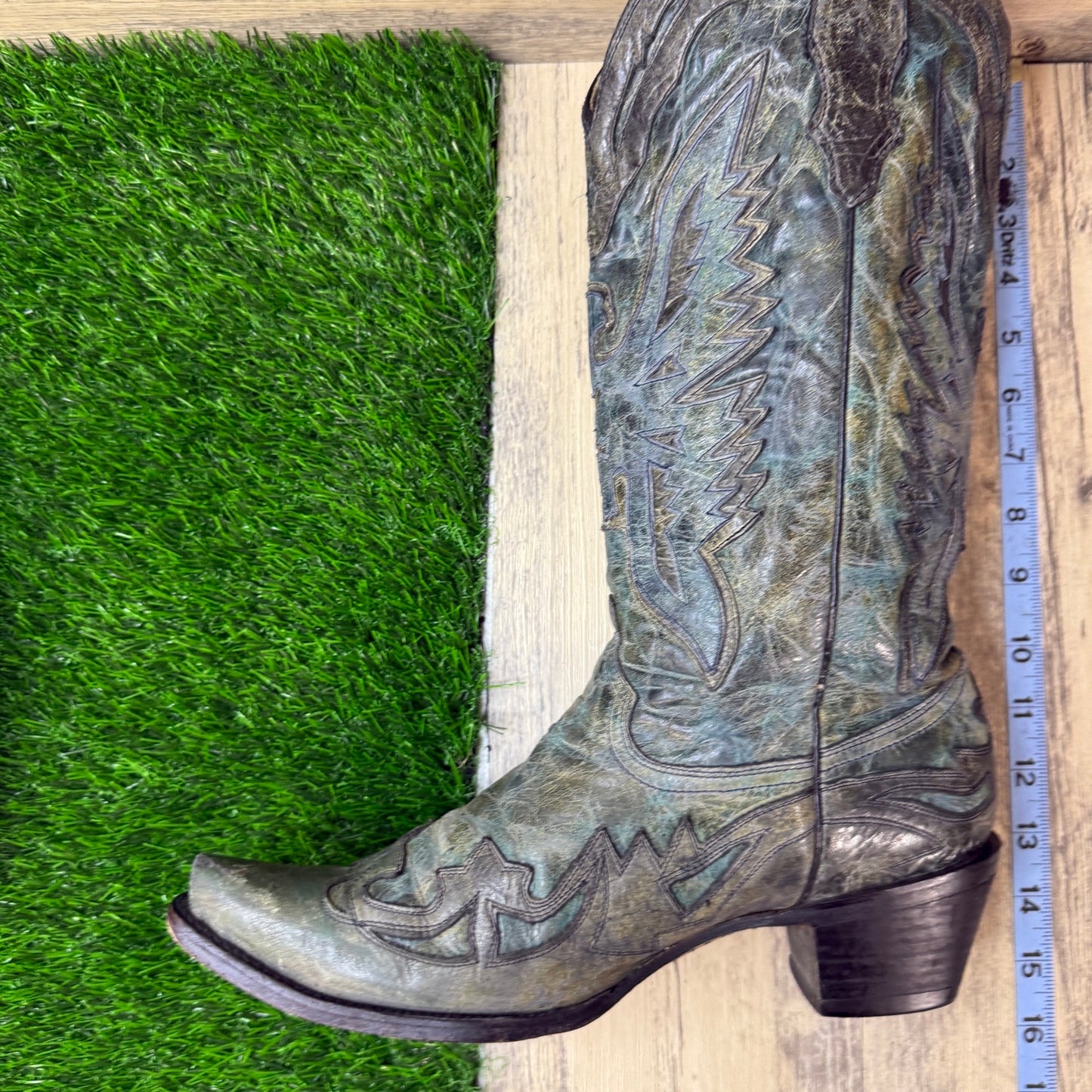 Corral Women - Size 10.5M - Distressed Green Eagle Snip Toe Cowboy Boots A2206