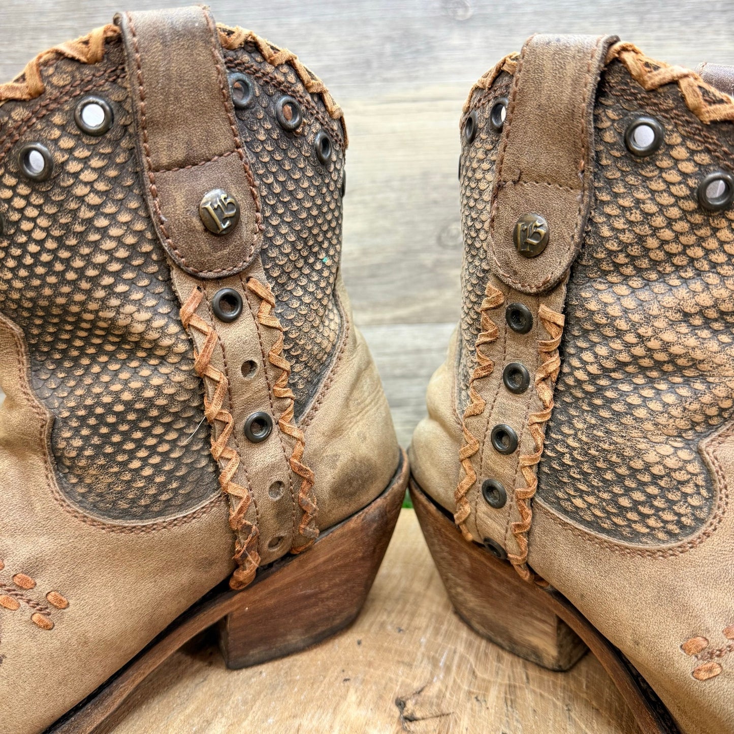 Liberty Black Women - Size 8.5 - Tan Whipstitch Ankle Boots LB711212