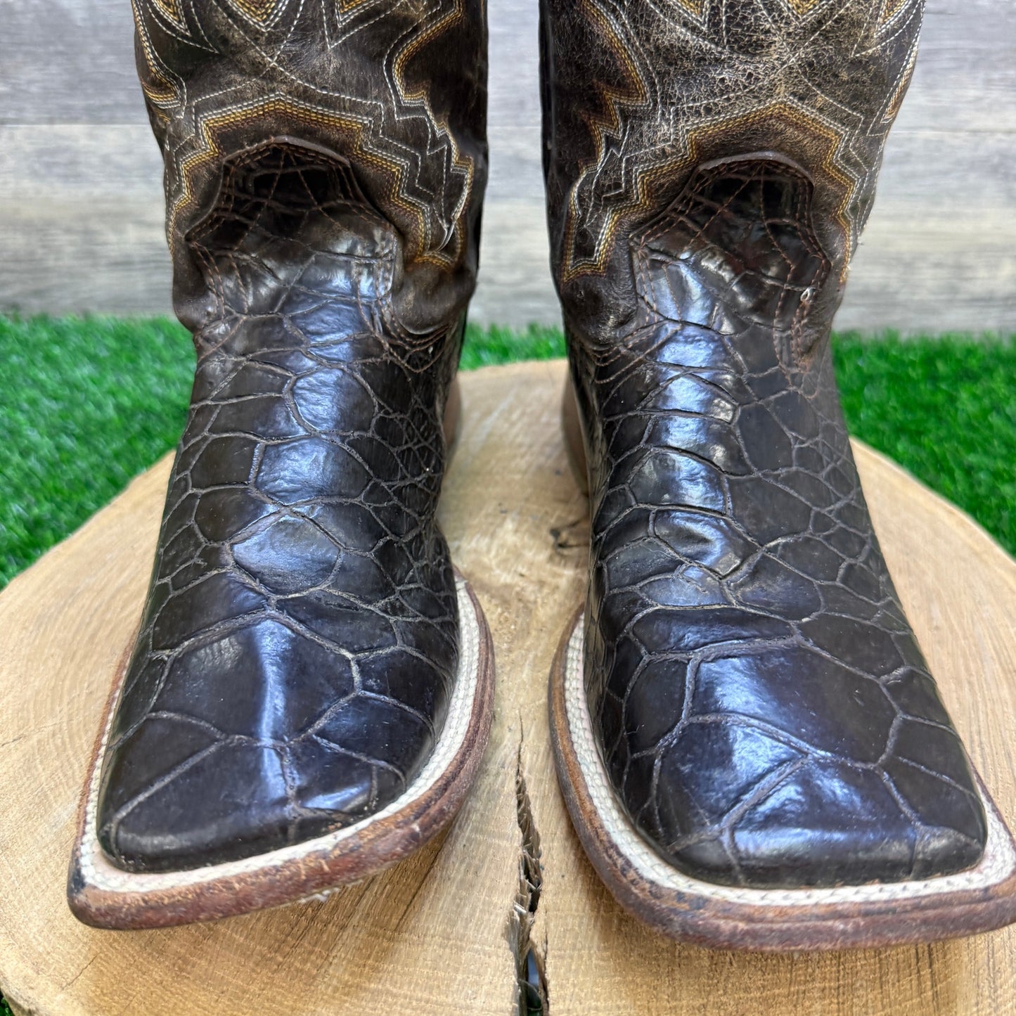 Old Corral Men - Size 7.5 - Dark Brown Exotic Print Square Toe Cowboy Boots