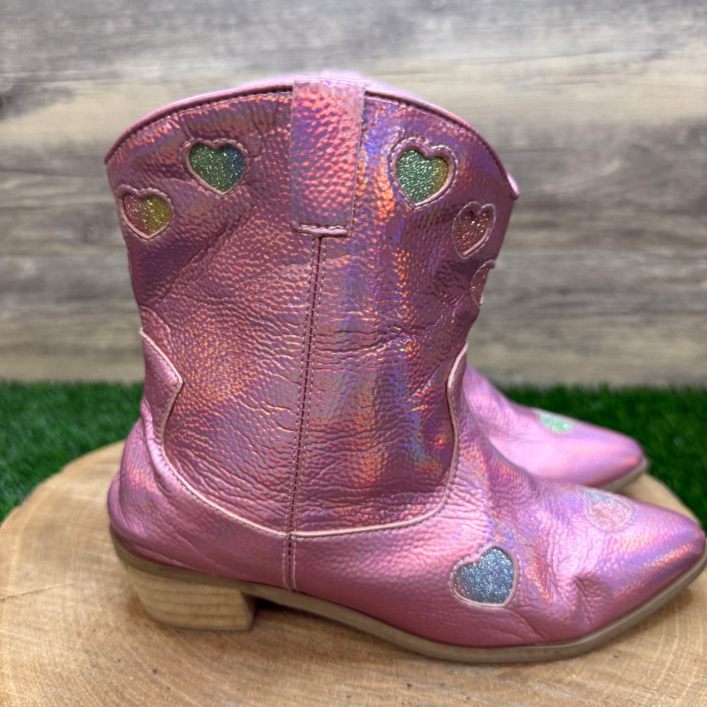 Lola Youth - Size 2.5 - Pink Glitter Heart Faux Leather Boots
