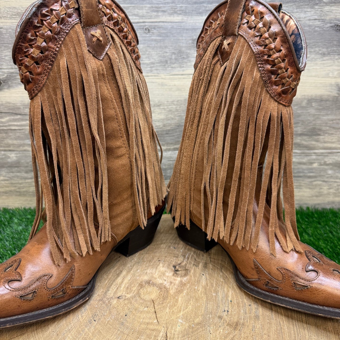 Dingo Women - Size 8.5M - Brown Fringe Snip Toe Cowboy Boots Style DI7445