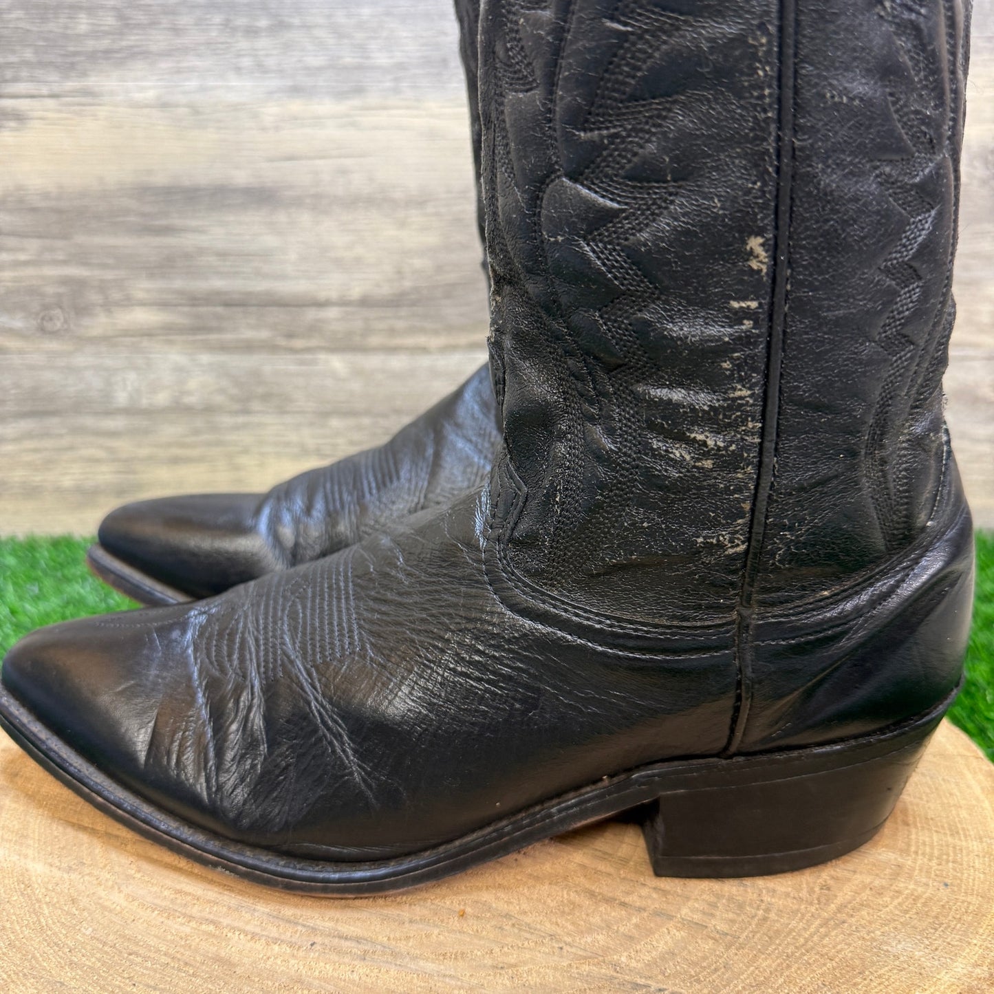 Unknown Men - Size 9.5D - Vintage Black Western Cowboy Boots Style 3008