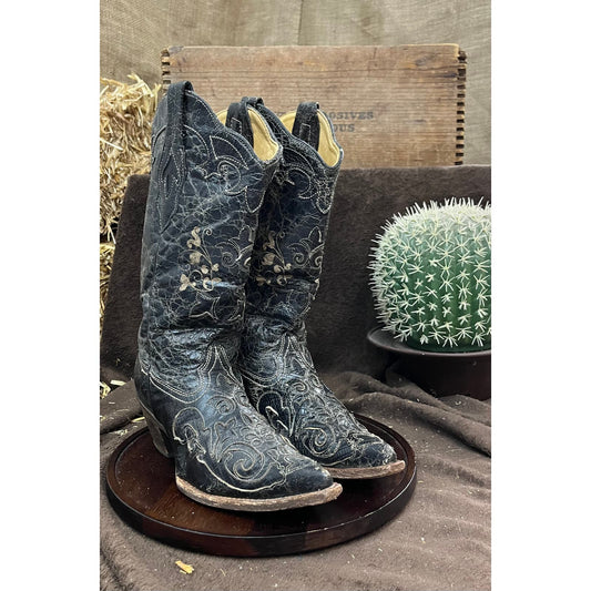 Corral Vintage Women - Size 7M - Distressed Black Snip Toe Cowboy Boots C2108