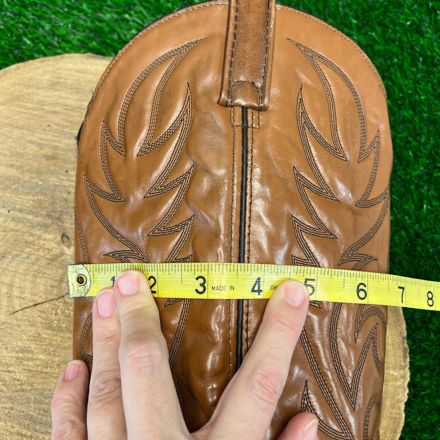 Acme Men - Size 10.5D - Vintage Cognac Faux Leather Cowboy Boots Style 604