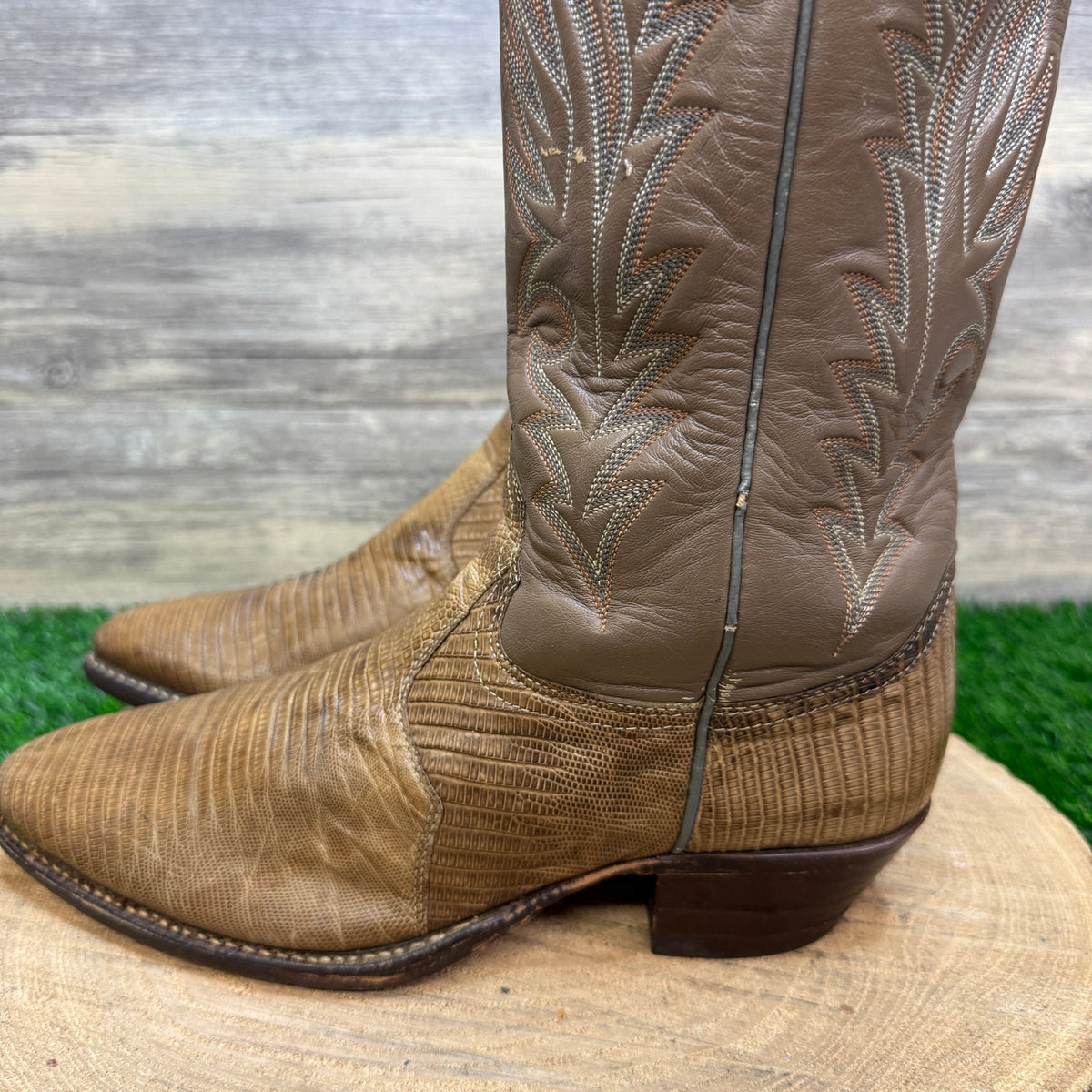 Justin Women - Size 7.5B - Vintage Tan Lizard Western Cowboy Boots Style L4701