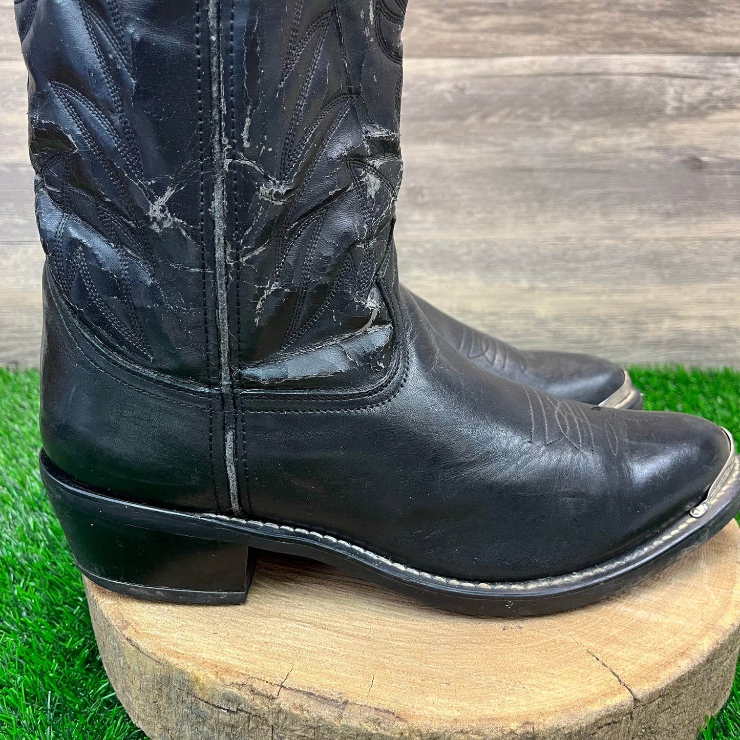 Unknown Men - Size 10.5D - Black Sliver Toe Plate Cowboy Boots Style AC430