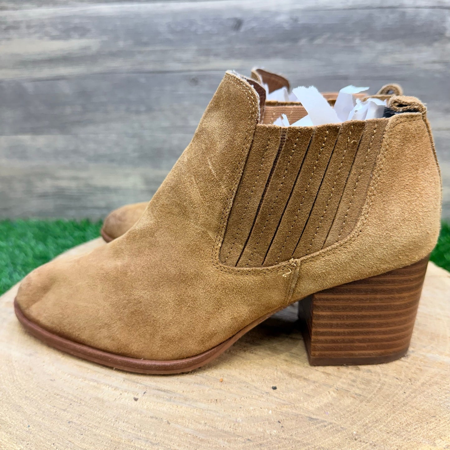 Isola Women - Size 7.5 - Tan Suede Ankle Boots