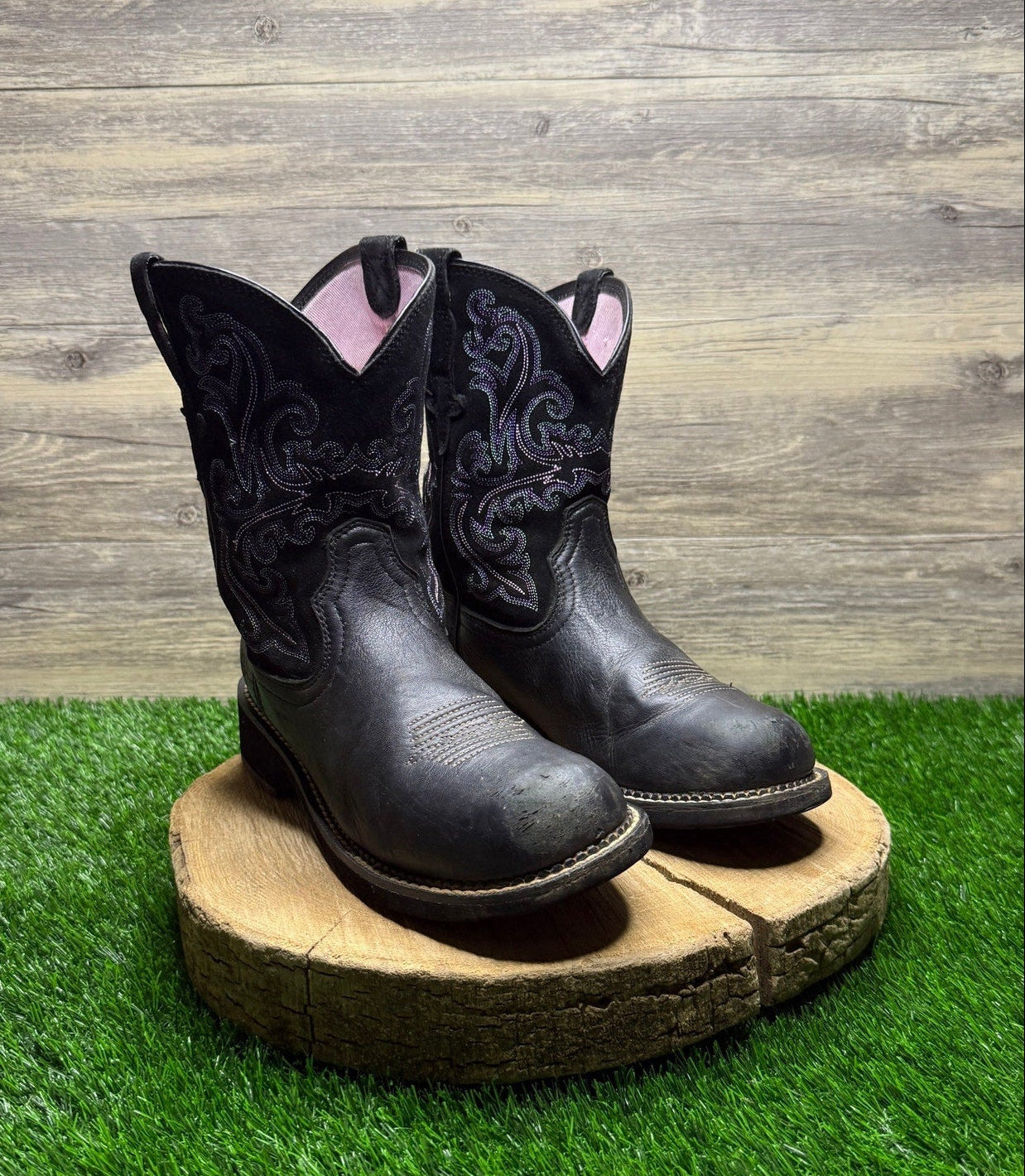 Ariat Women - Size 11B - Black/Purple Round Toe Cowboy Boots Style 10004729