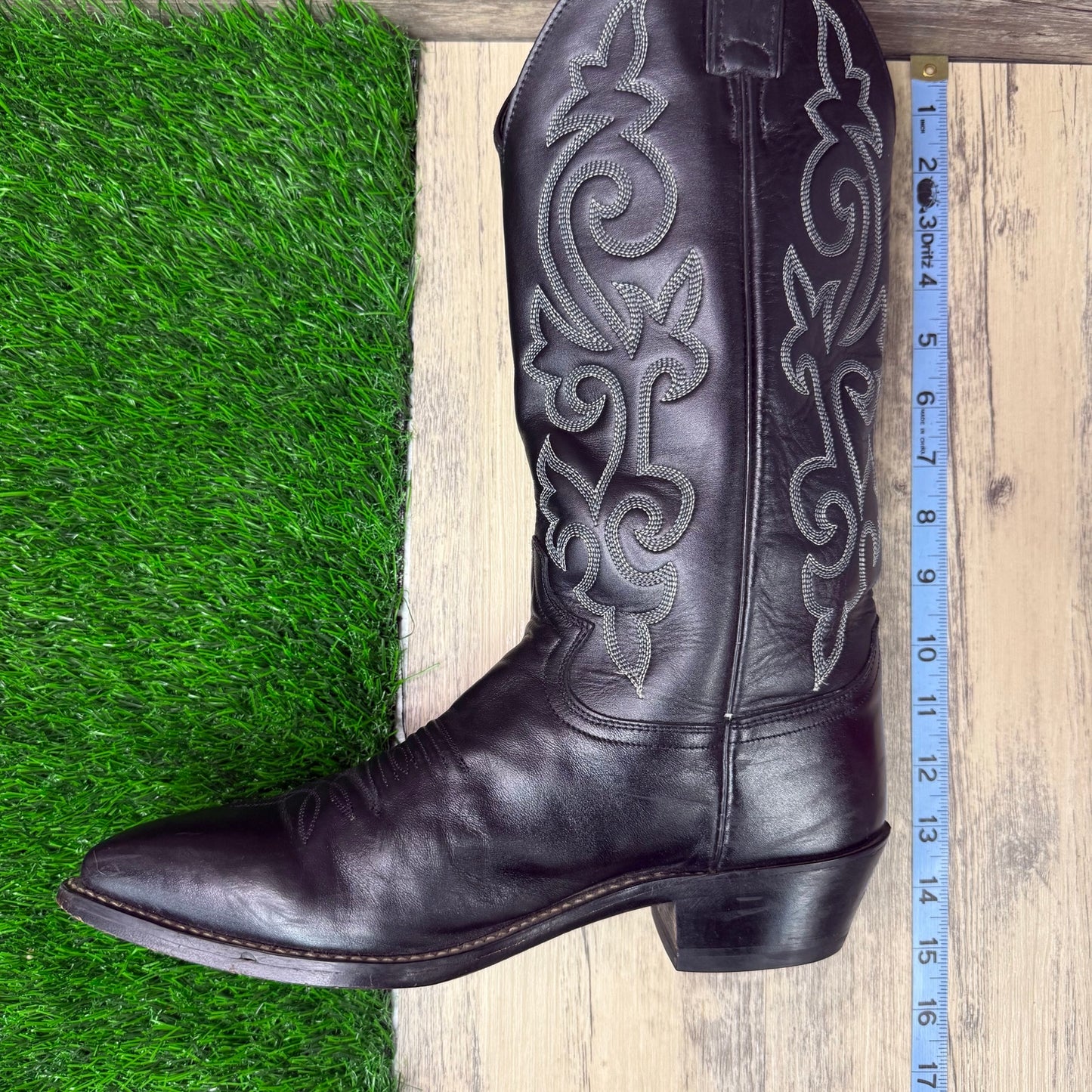 Justin Men - Size 8.5EE - Black Stitched Cowboy Boots Style 1408
