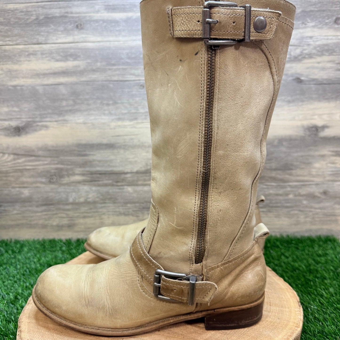 Gianni Bini Women - Size 9M - Sand Harness Buckle Zipper Moto Boots