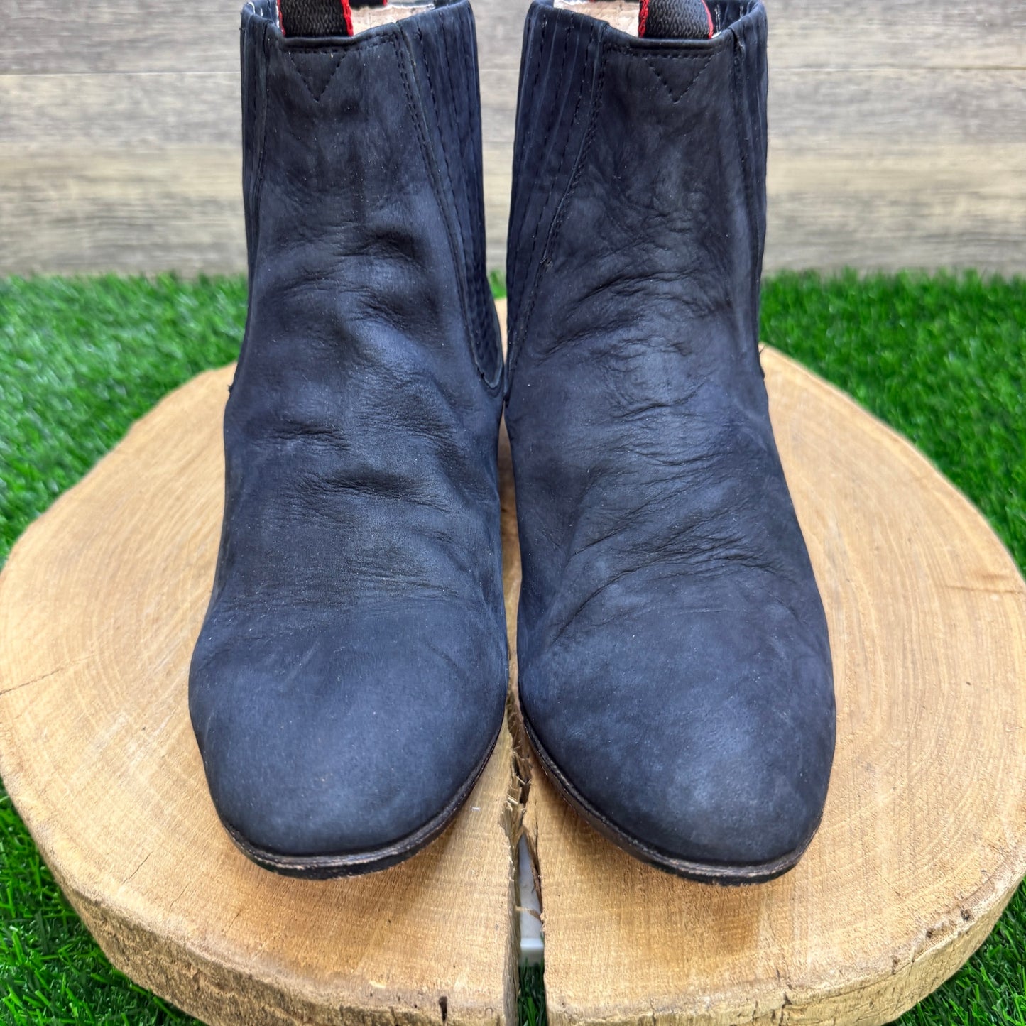 Unknown Women - Size 6 - Black Suede Ankle Boots