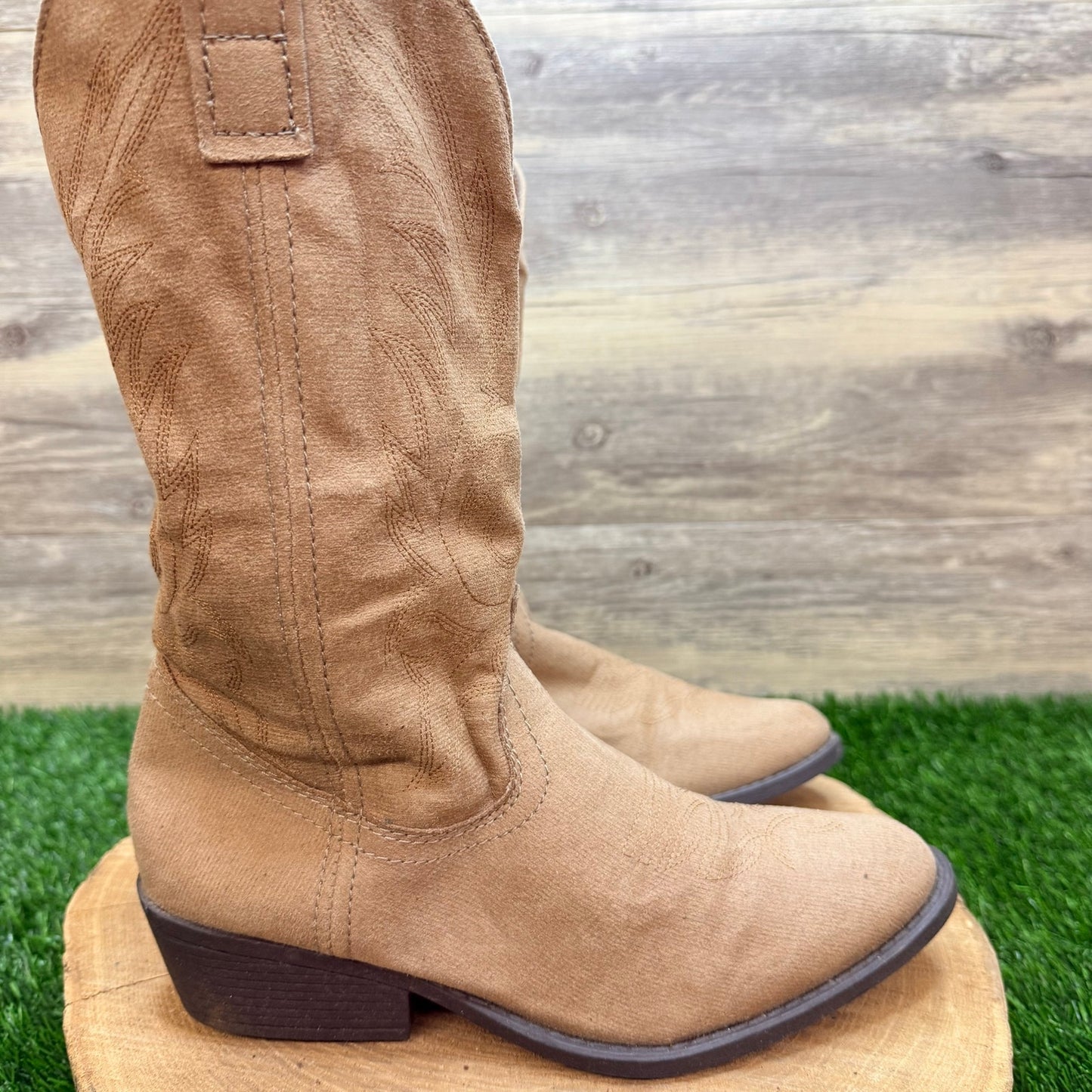 Rampage Women - Size 8.5M - Beige Faux Leather Cowboy Boots Walden 300301