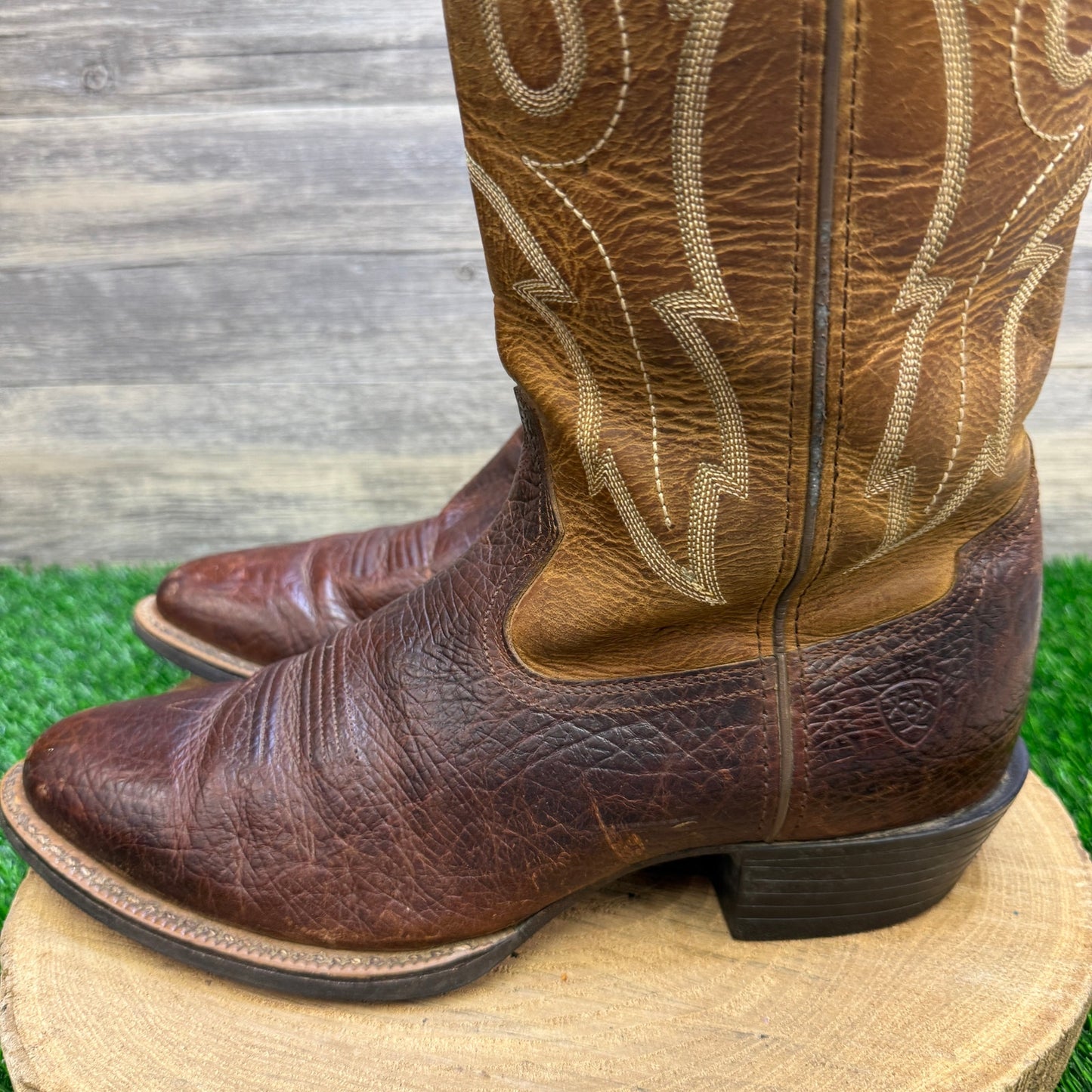 Ariat Men - Size 10.5D - Two Tone Brown Bullhide Cowboy Boots Style 10016366