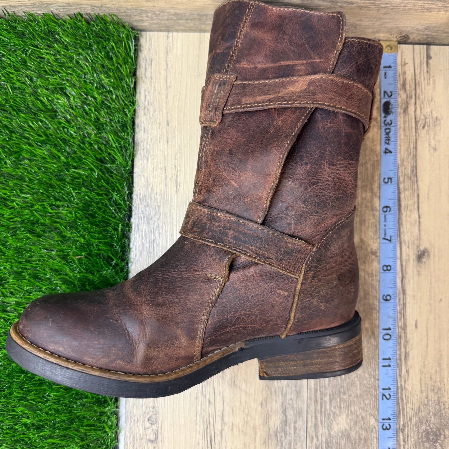 Steve Madden Women - Size 7M - Brown Buckle Ankle Boots Style Caveat