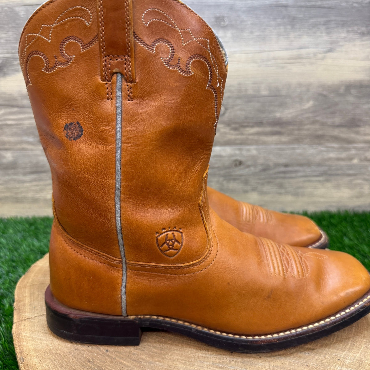 Ariat Women - Size 6.5B - Cognac Blackwater Square Toe Cowboy Boots Style 18101