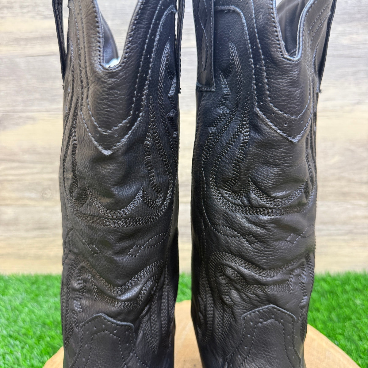 True Craft Women - Size 6.5M - Black Faux Leather Cowboy Boots Style Tammi