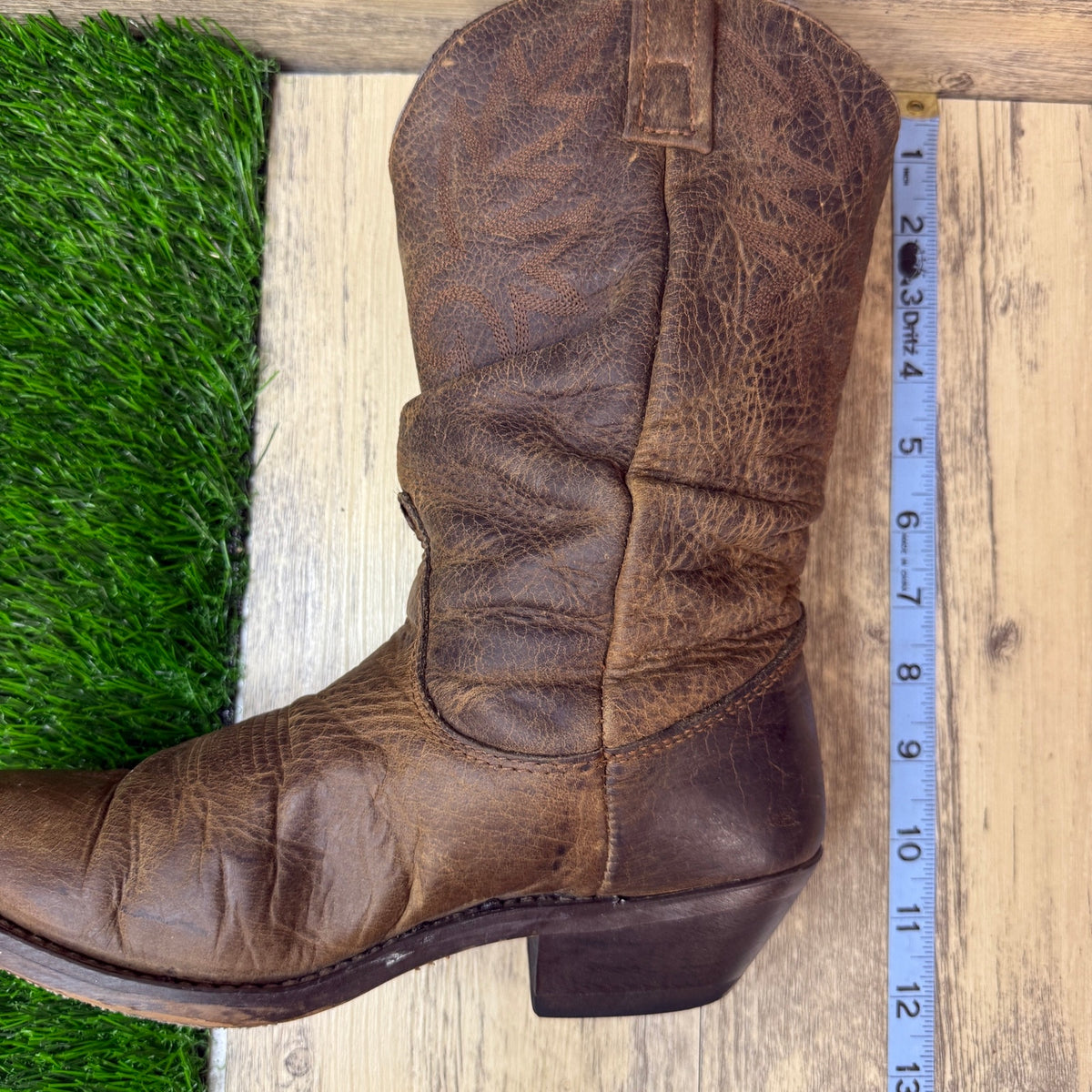 Dingo Women - Size 7M - Brown Slouch Toe Plate Western Cowboy Boots DI7542