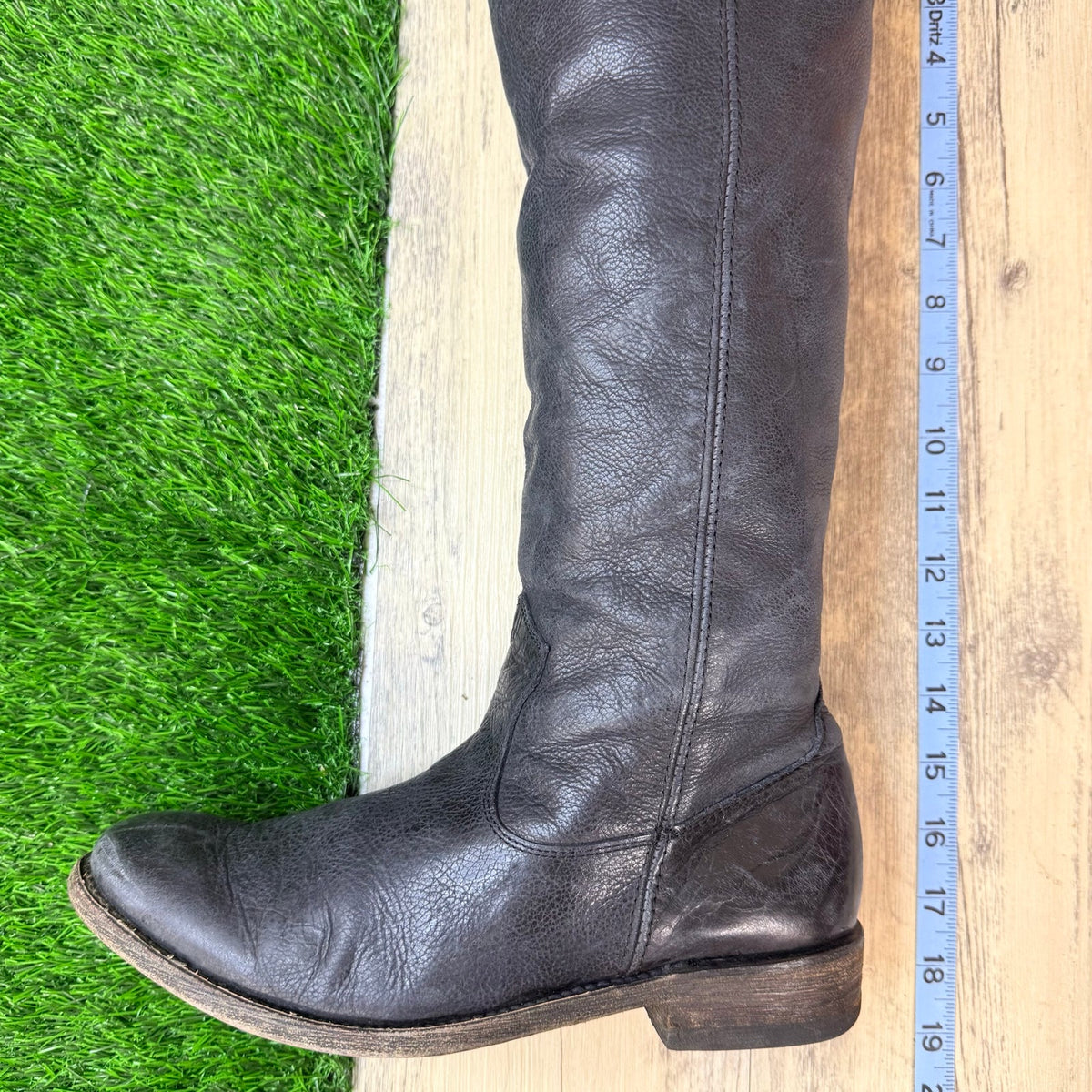 DV Women - Size 7 - Black Riding Boots