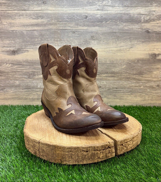 Reba Women - Size 8M - Beige/Brown Ankle Cowboy Boots