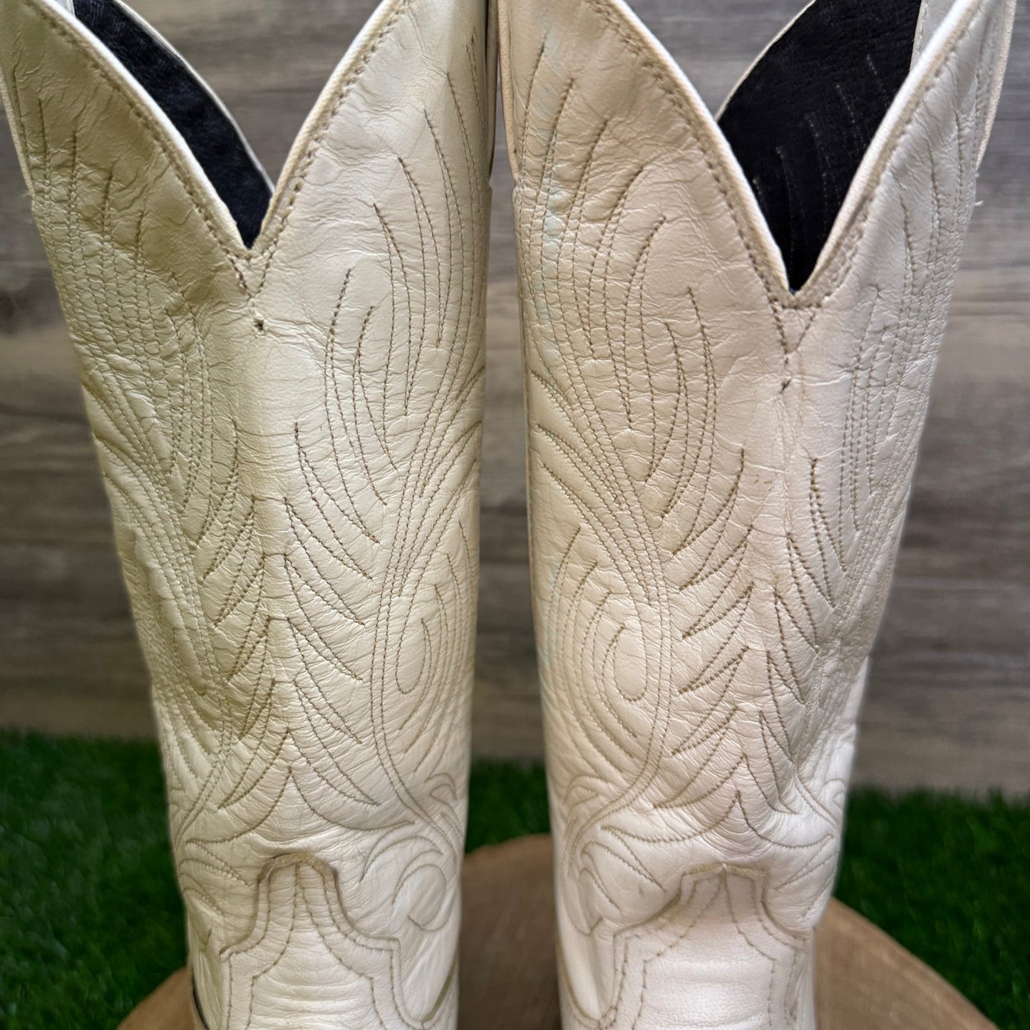 Code West Women - Size 6.5M - Vintage White Western Cowboy Boots Style 27526