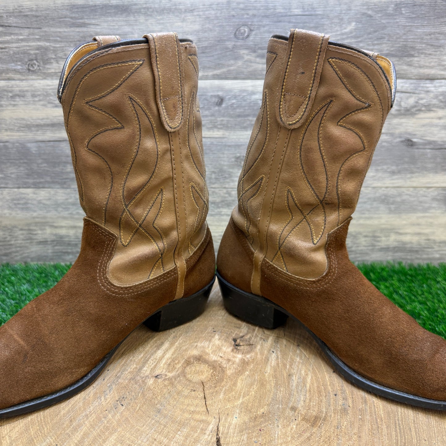 Unknown Youth - Size 5 - Vintage Tan Suede Cowboy Boots