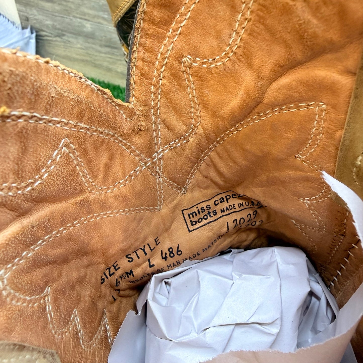 Miss Capezio Women - Size 6.5M - Tan Butterfly Western Cowboy Boots L486