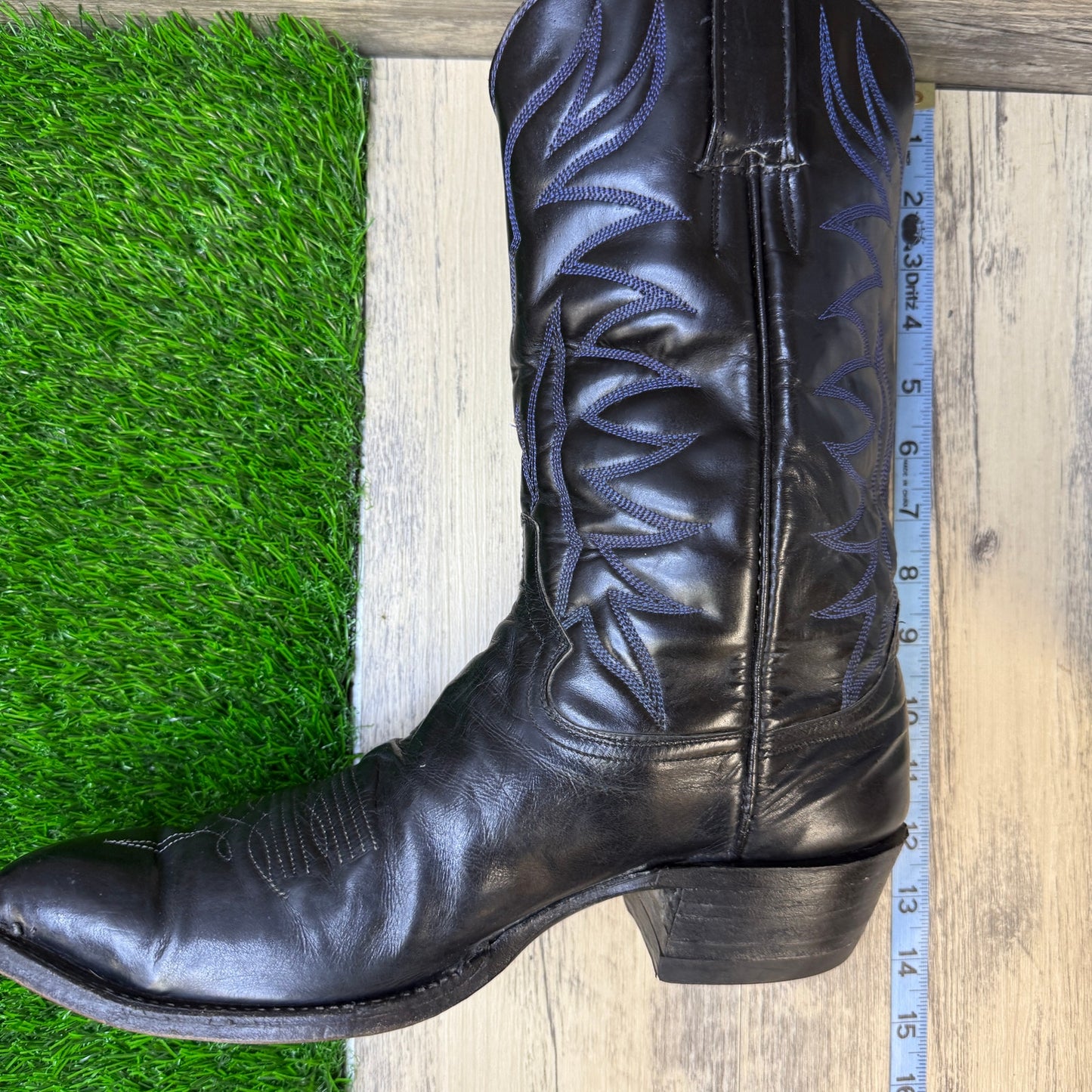 Unknown Men - Size 11.5B - Vintage Black/Blue Stitched Cowboy Boots Style J235
