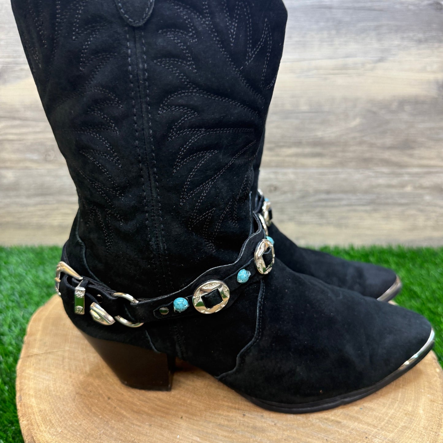 Dingo Women - Size 8.5M - Vintage Black Suede Harness Cowboy Boots DI541