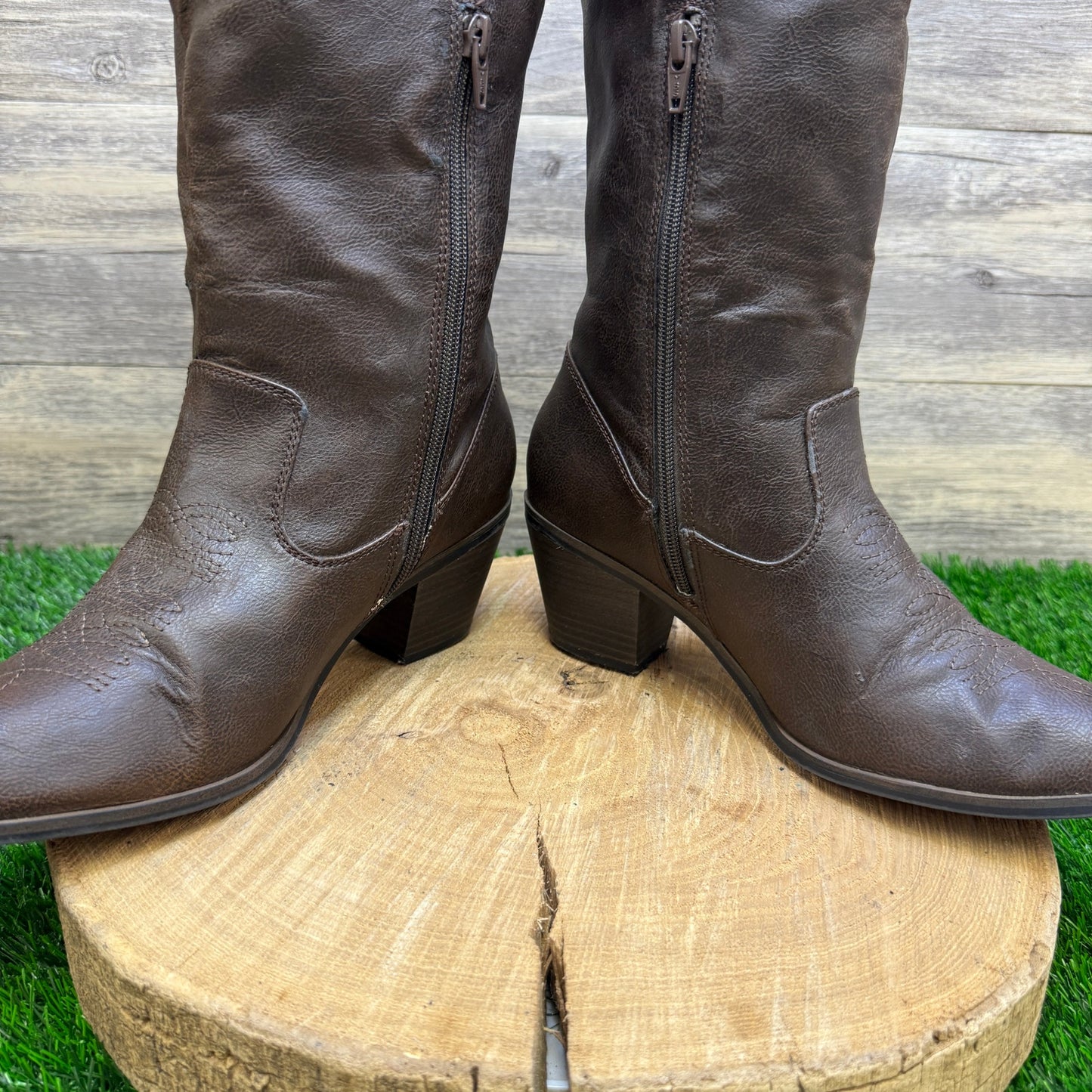 Mossimo Supply Co. Women - Size 10 - Dark Brown Tall Faux Leather Boots 17730
