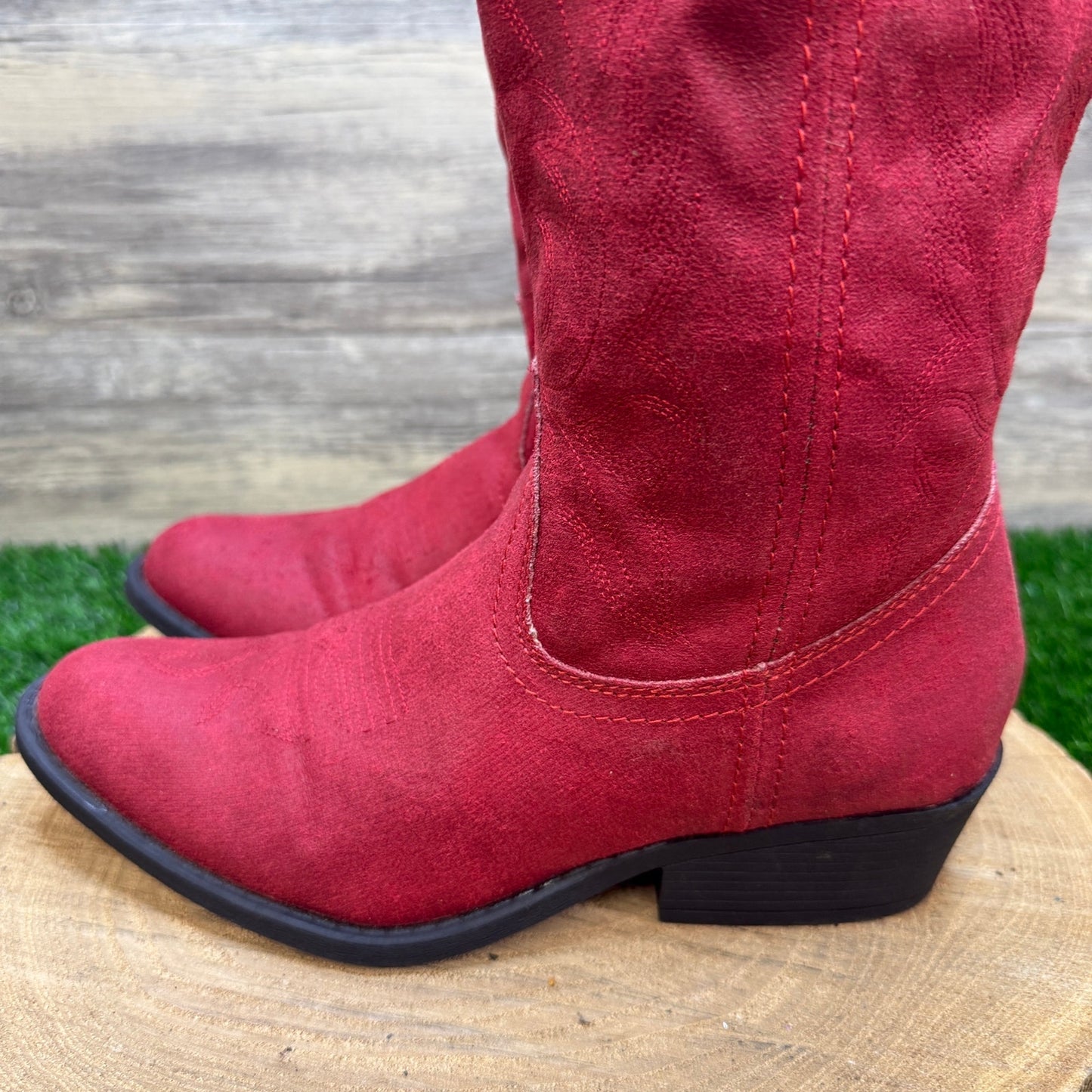 Rampage Women - Size 8M - Red Faux Suede Western Cowboy Boots Style Walden