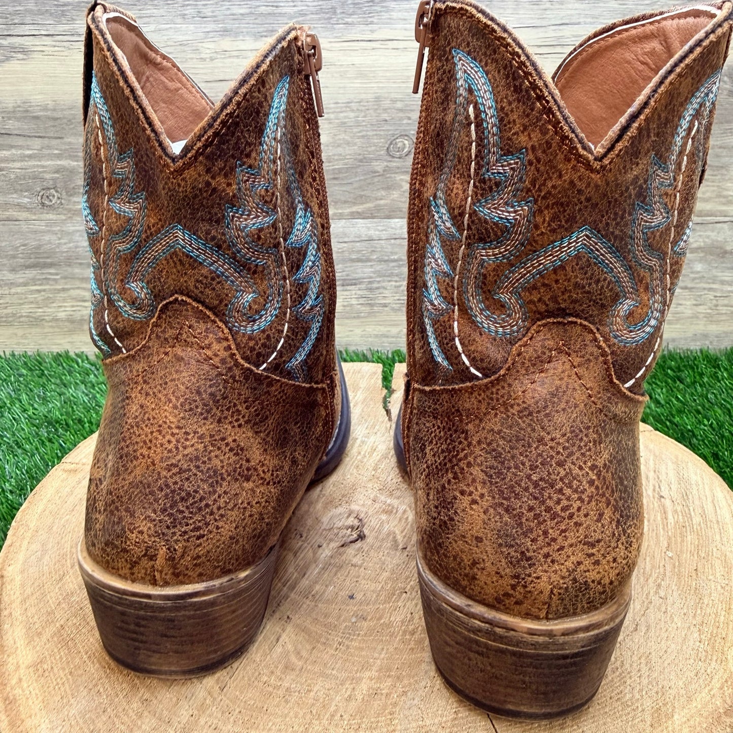Roper Women - Size 7.5 - Distressed Brown Ankle Faux Zipper Boots
