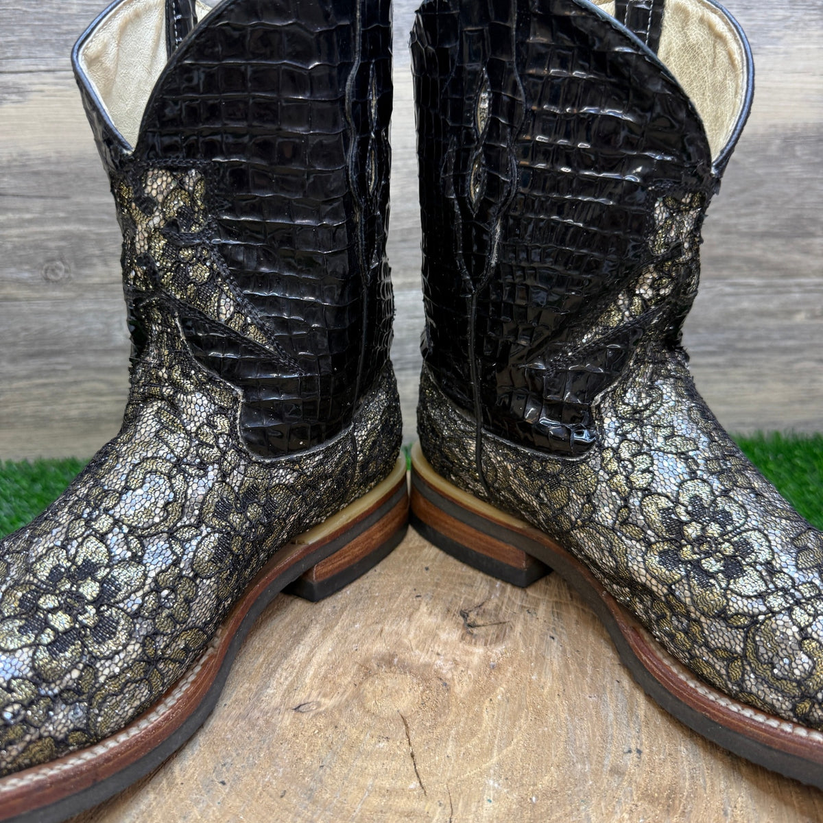 Ferrini Women - Size 9B - Black Glitter Lace Square Toe Cowboy Boots Flower