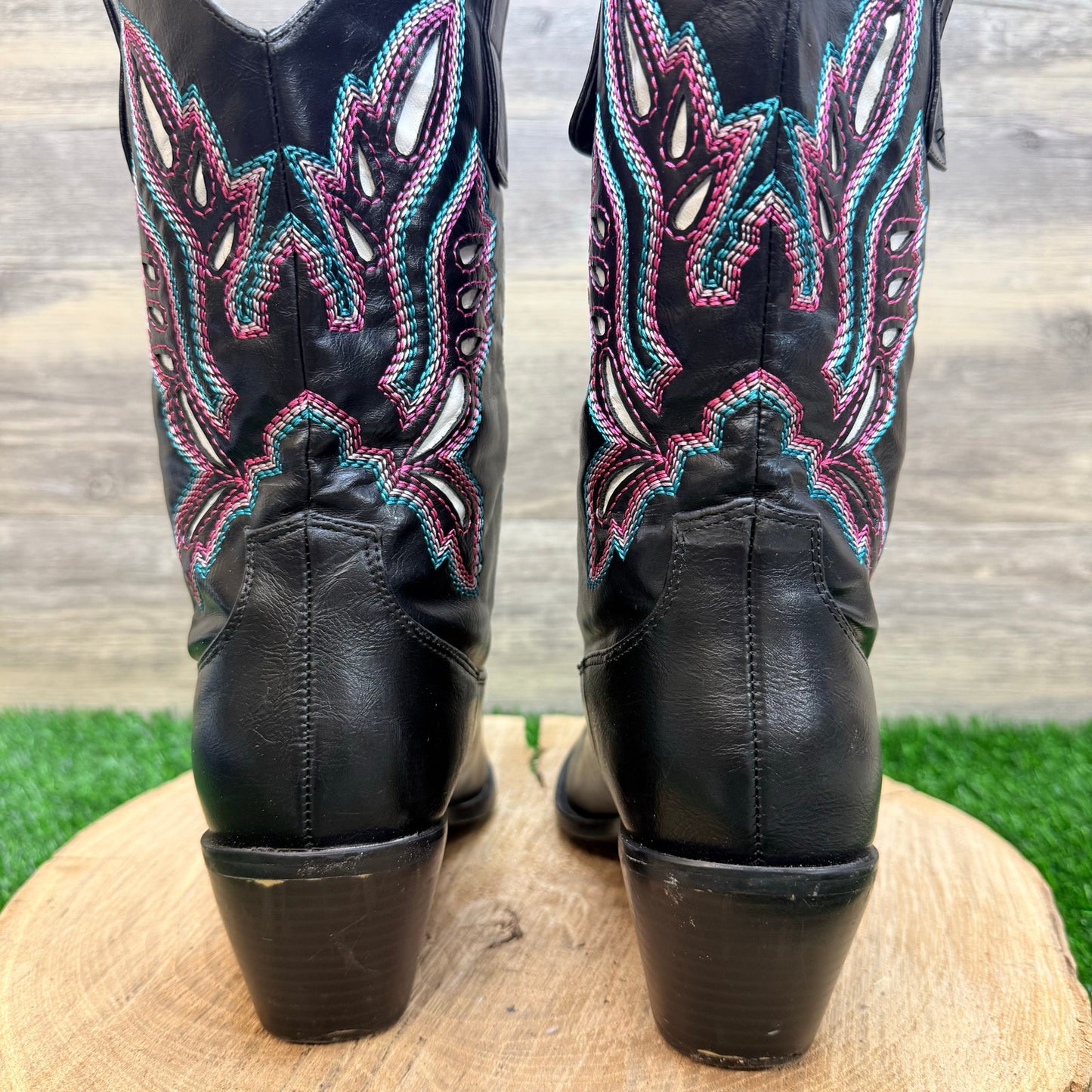 Forever 21 Women - Size 6 - Black / Pink Faux Leather Cowboy Boots 01261818