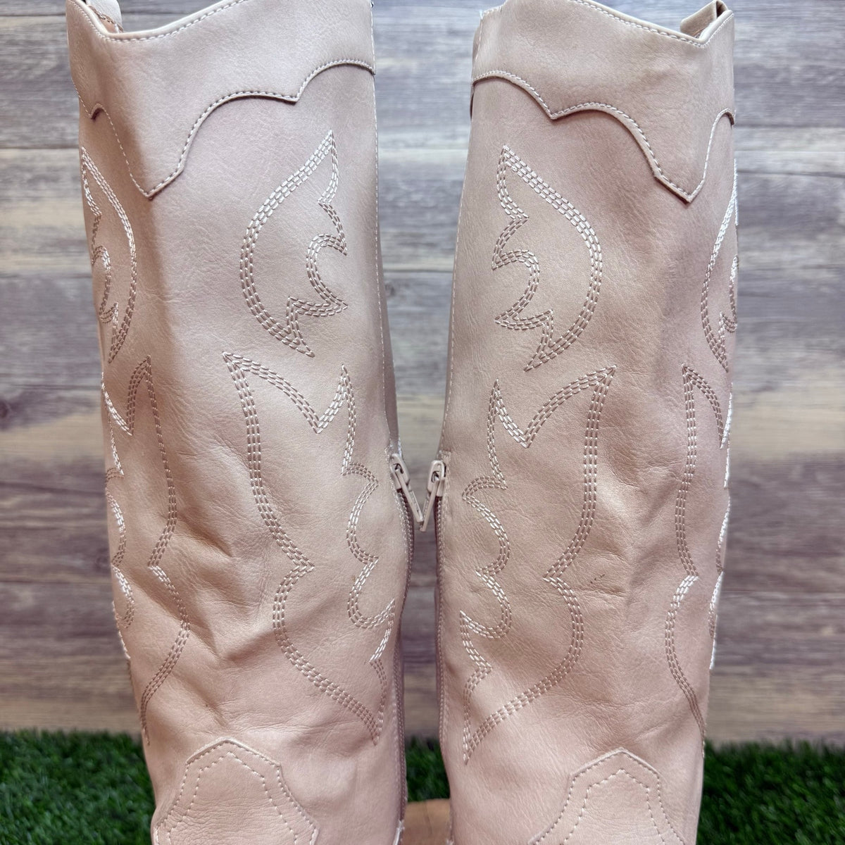 DV Women - Size 10 - Beige Faux Leather Boots Kezzy