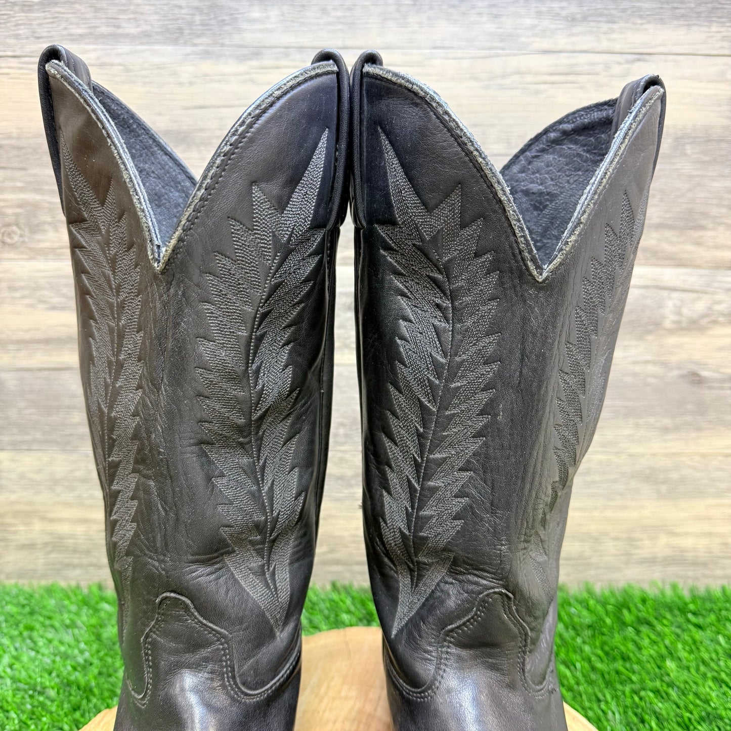 J Chisholm - Size 10M - Black Cowboy Boots D820