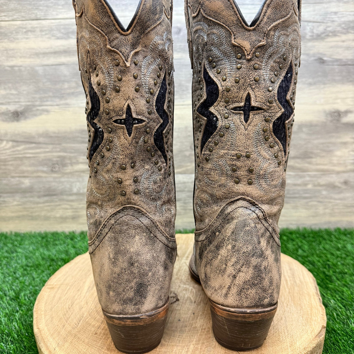 Laredo Women - Size 6M - Distressed Brown Lucretia Studded Cowboy Boots 52133