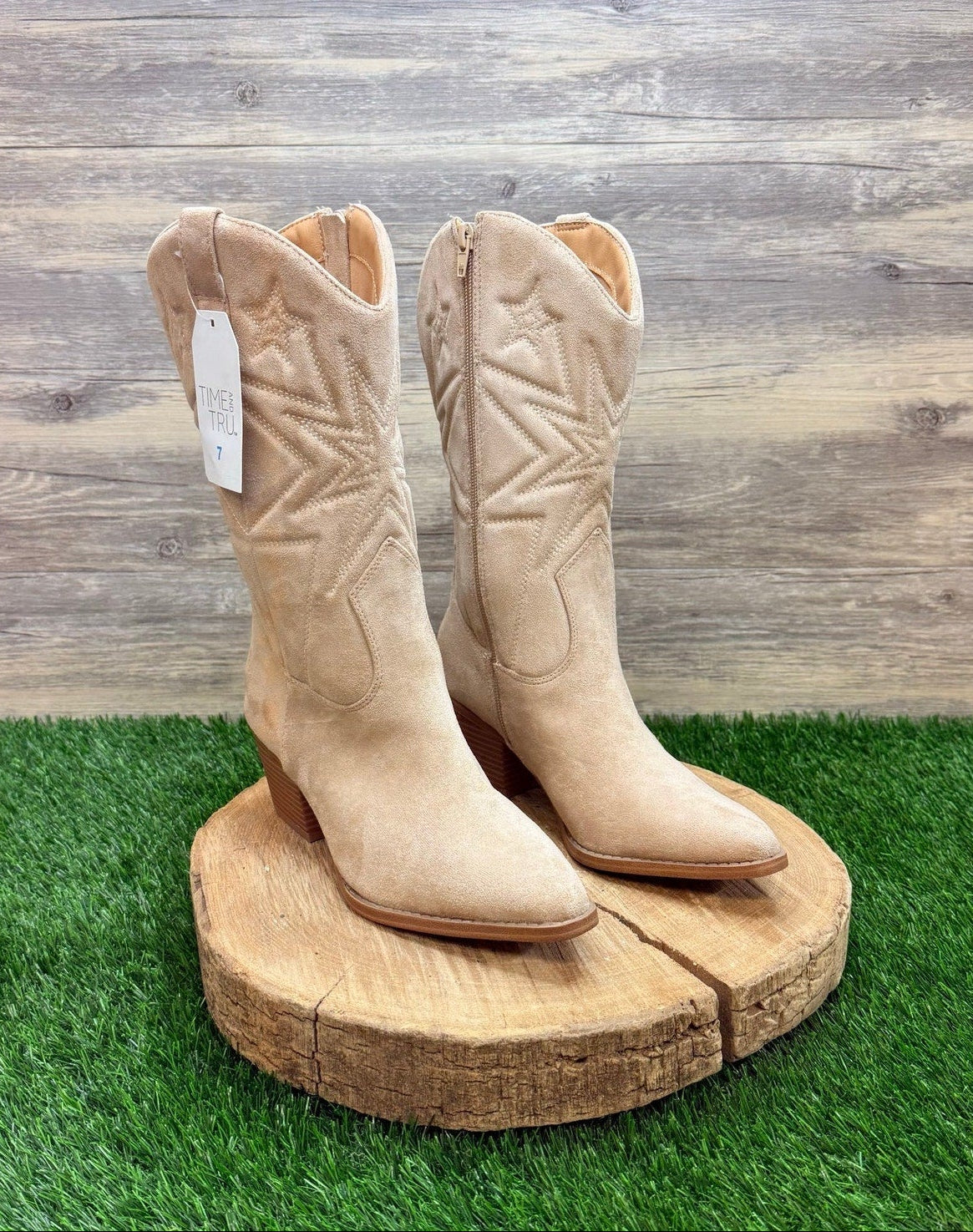 NEW Time and Tru Women - Size 7 - Beige Faux Suede Puff Zipper Cowboy Boots