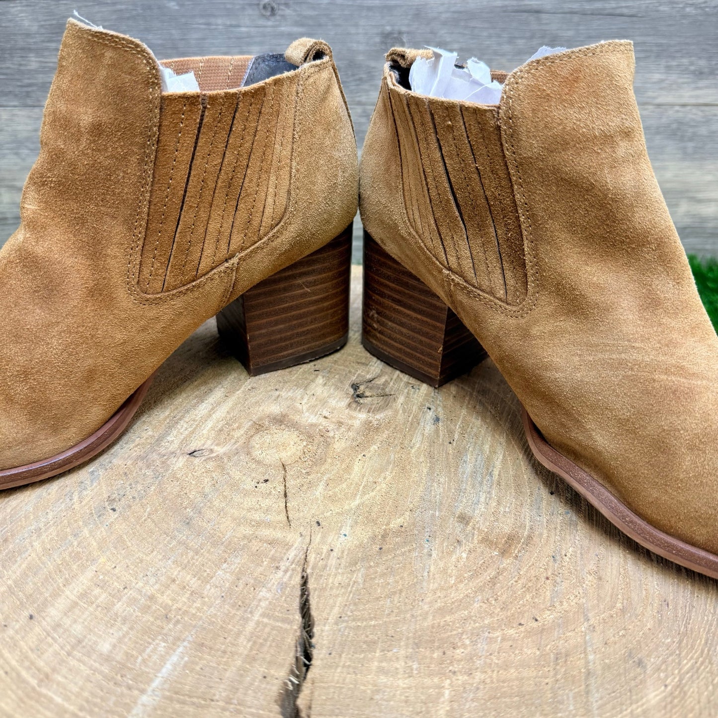 Isola Women - Size 7.5 - Tan Suede Ankle Boots