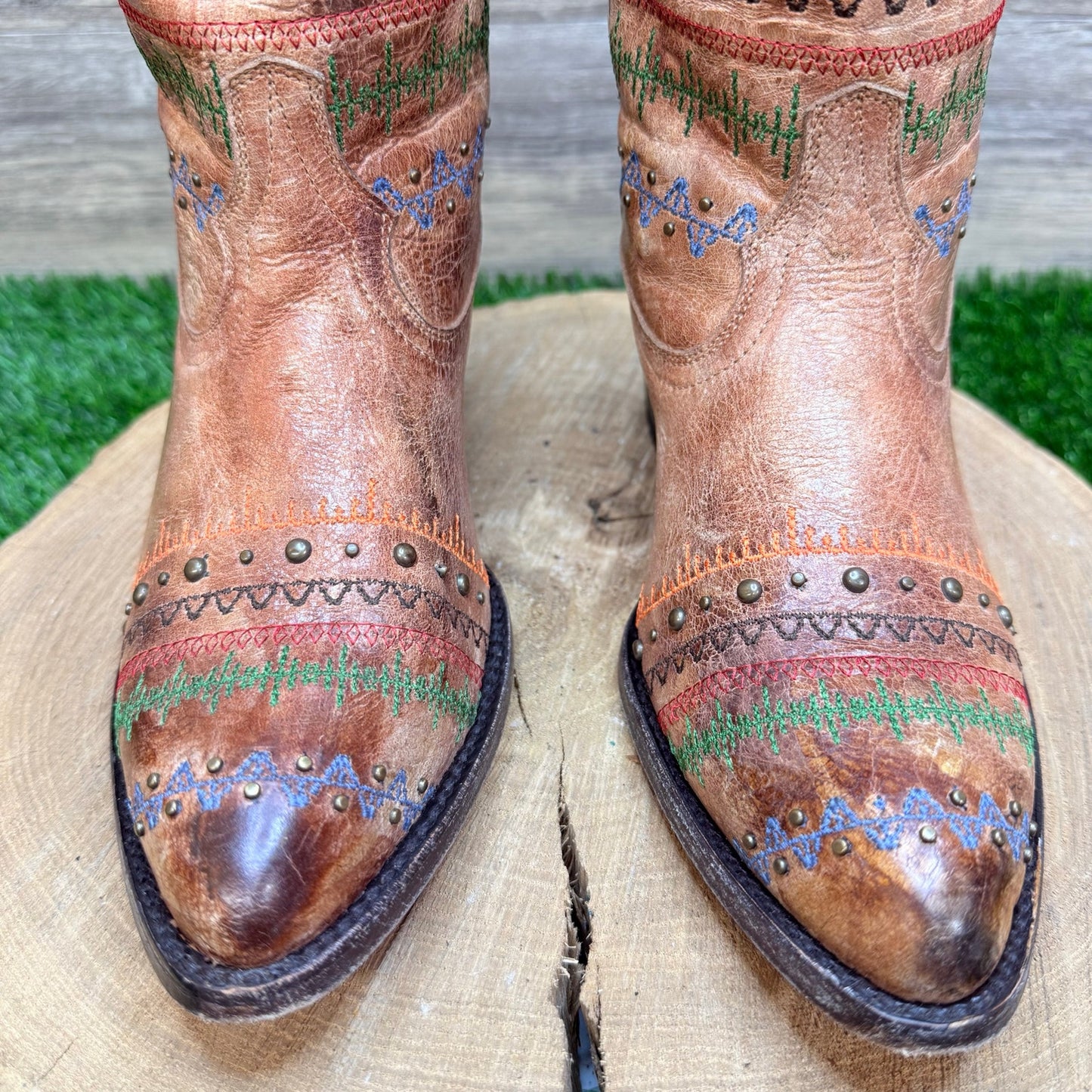 Yippee Ki Yay Women - Size 7.5B - Distressed Tan Southwest Cowboy Boots