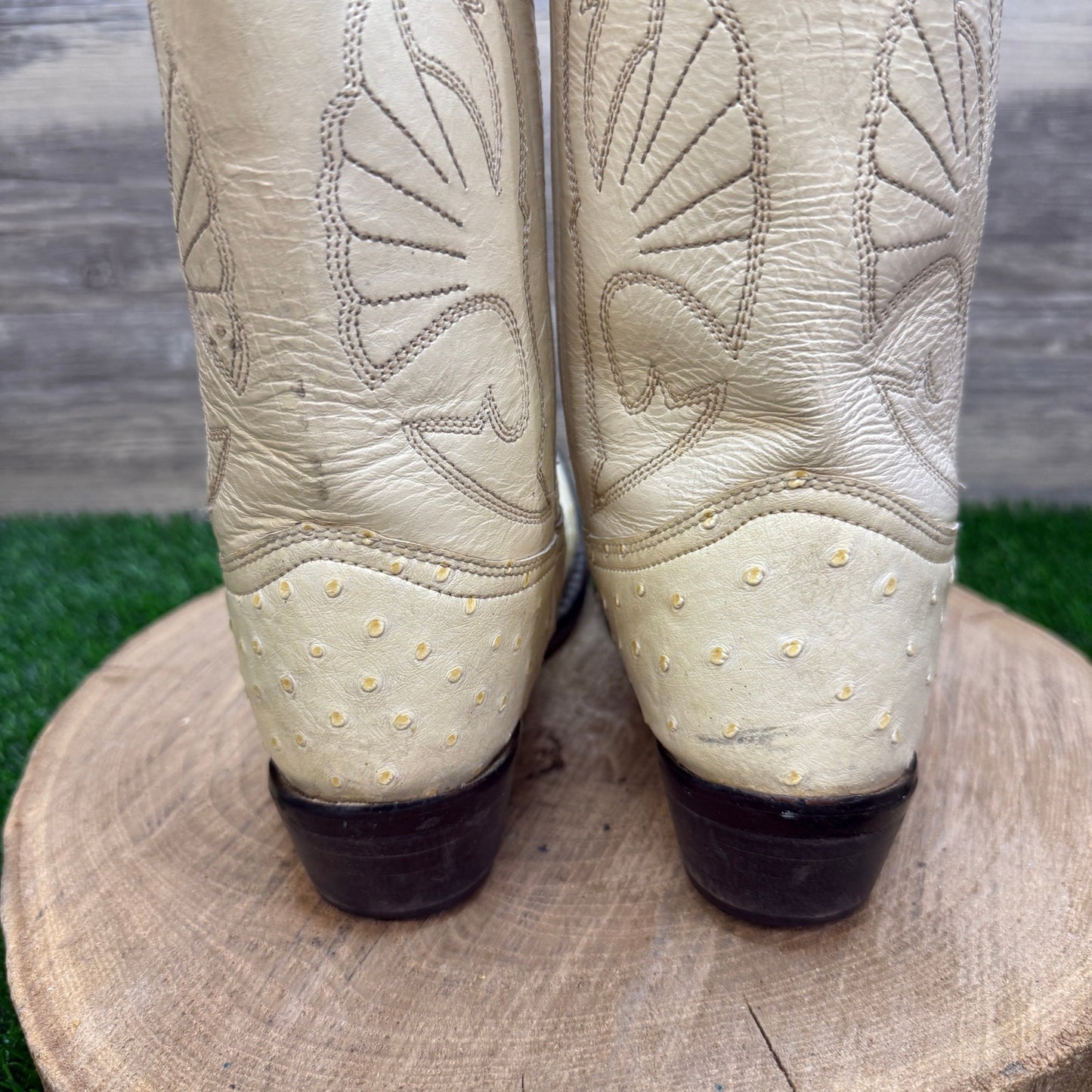 Acme Women - Size 5.5 - Vintage Cream Faux Ostrich Cowboy Boots 12128