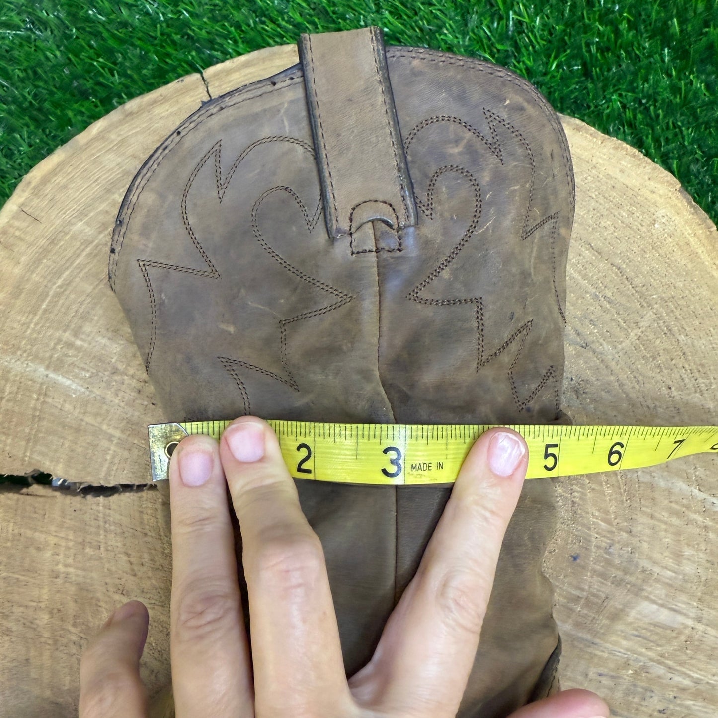 Durango Women - Size 9.5M - Brown Slouch Toe Plate Cowboy Boots Style RD542